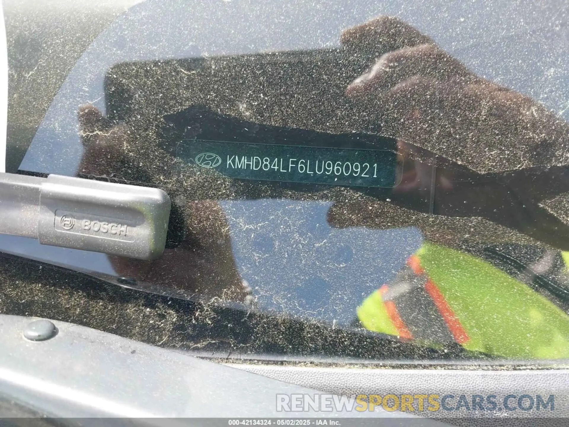 19 Photograph of a damaged car KMHD84LF6LU960921 HYUNDAI ELANTRA 2020