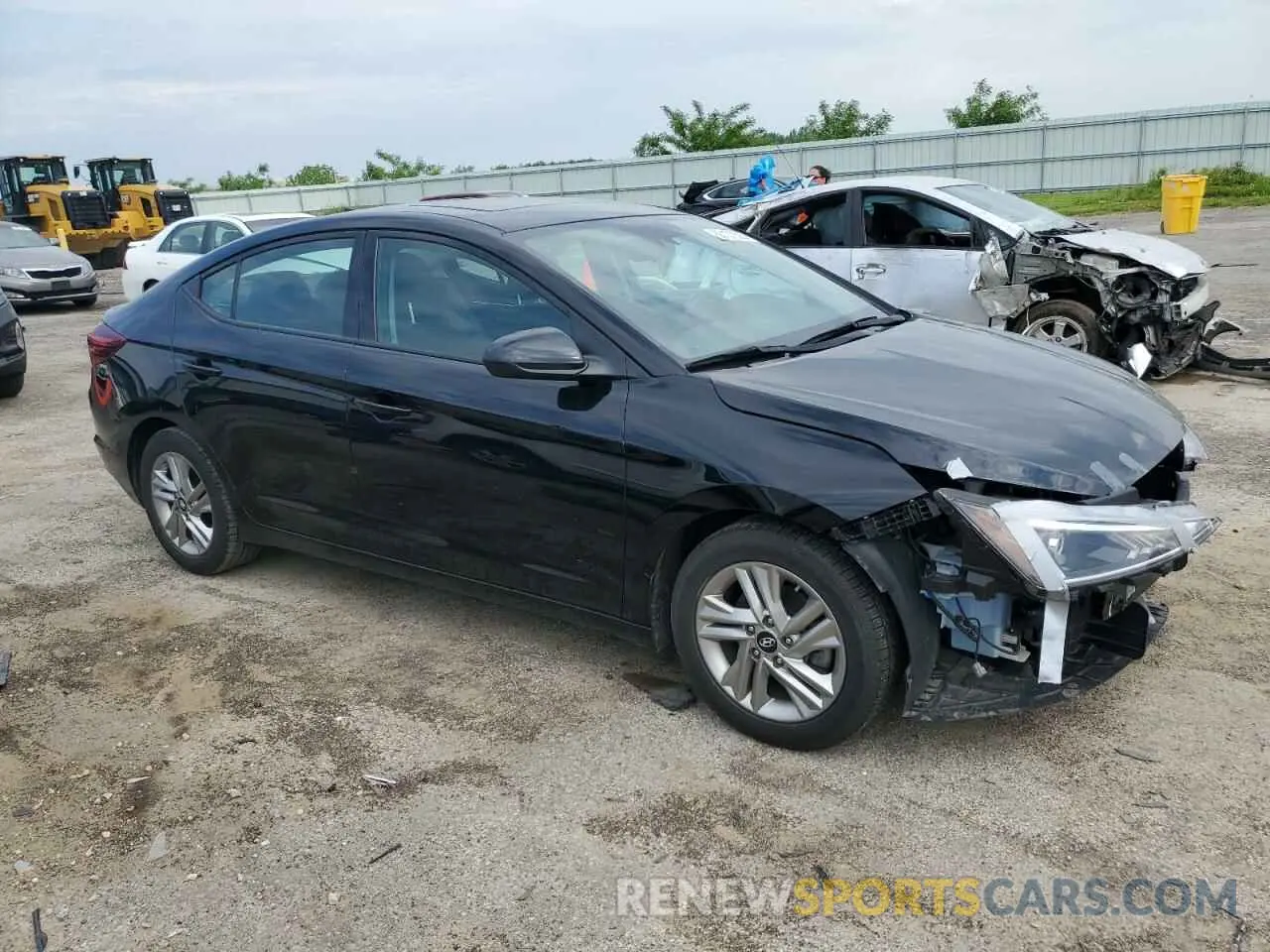 4 Photograph of a damaged car KMHD84LF6LU986502 HYUNDAI ELANTRA 2020