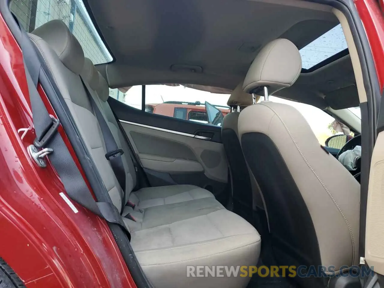 10 Photograph of a damaged car KMHD84LF7LU039999 HYUNDAI ELANTRA 2020