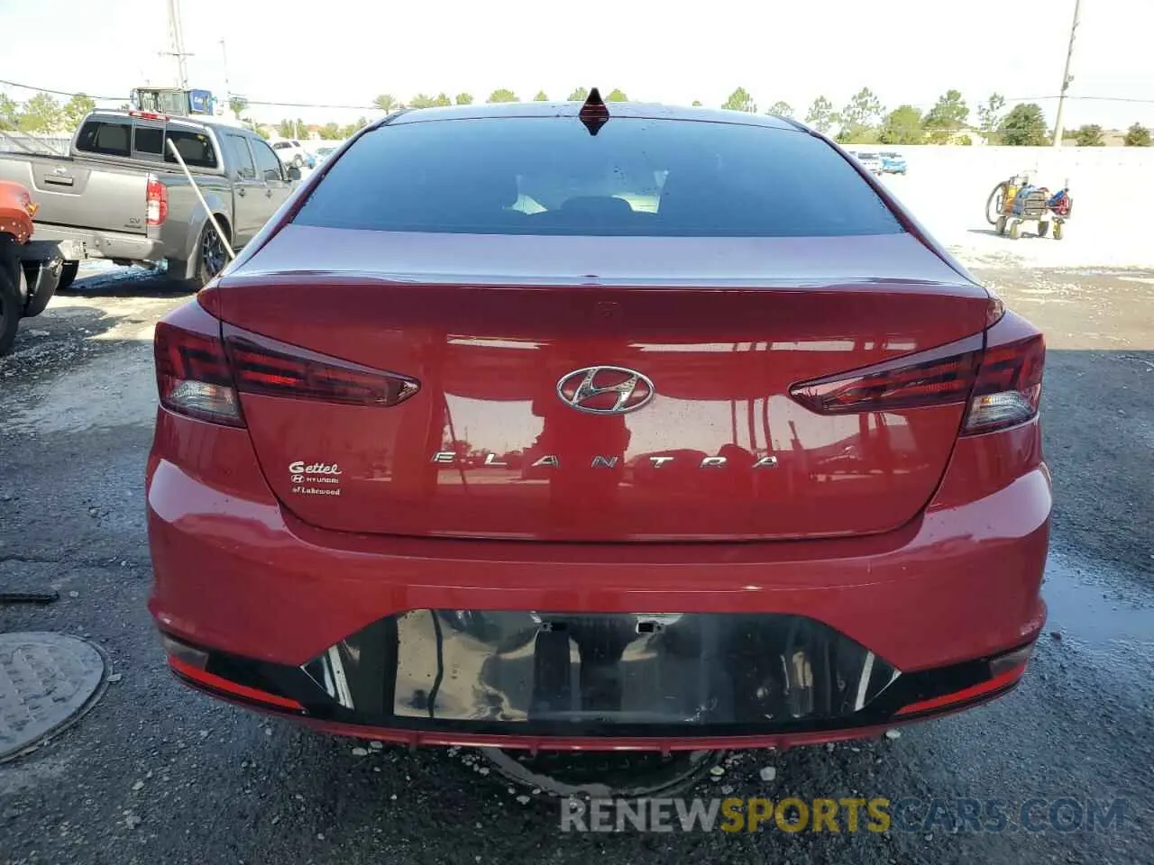 6 Photograph of a damaged car KMHD84LF7LU039999 HYUNDAI ELANTRA 2020