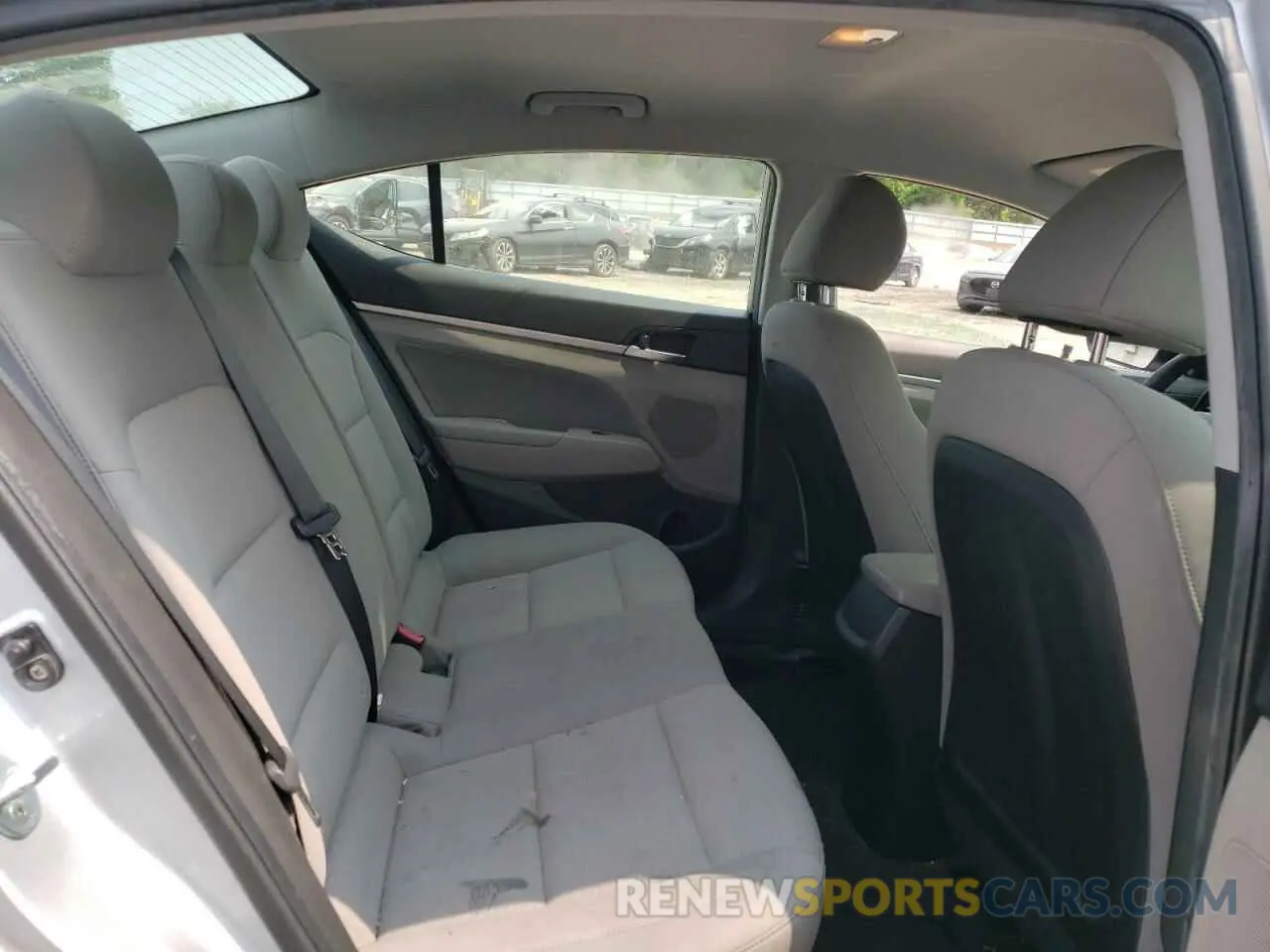 10 Photograph of a damaged car KMHD84LF7LU101112 HYUNDAI ELANTRA 2020