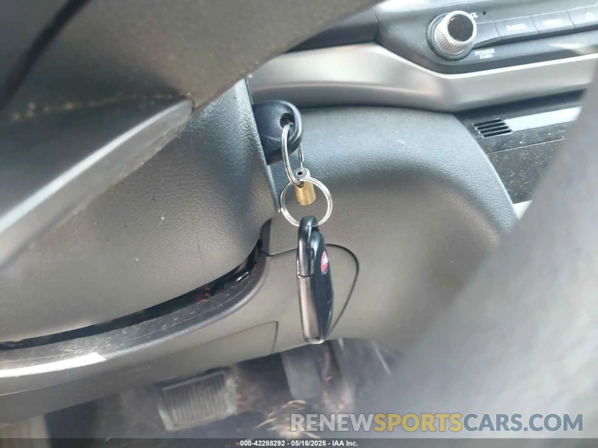 11 Photograph of a damaged car KMHD84LF7LU105161 HYUNDAI ELANTRA 2020