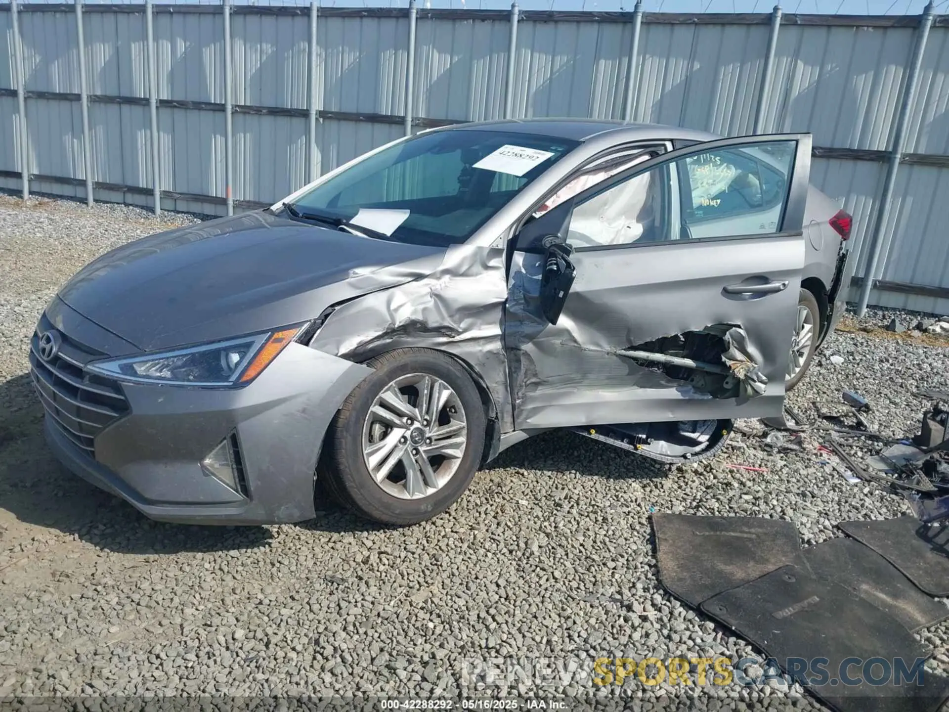 2 Photograph of a damaged car KMHD84LF7LU105161 HYUNDAI ELANTRA 2020