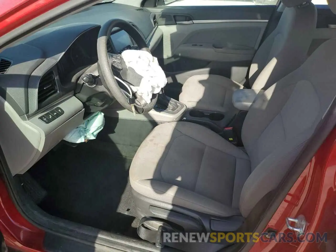 7 Photograph of a damaged car KMHD84LF7LU915034 HYUNDAI ELANTRA 2020
