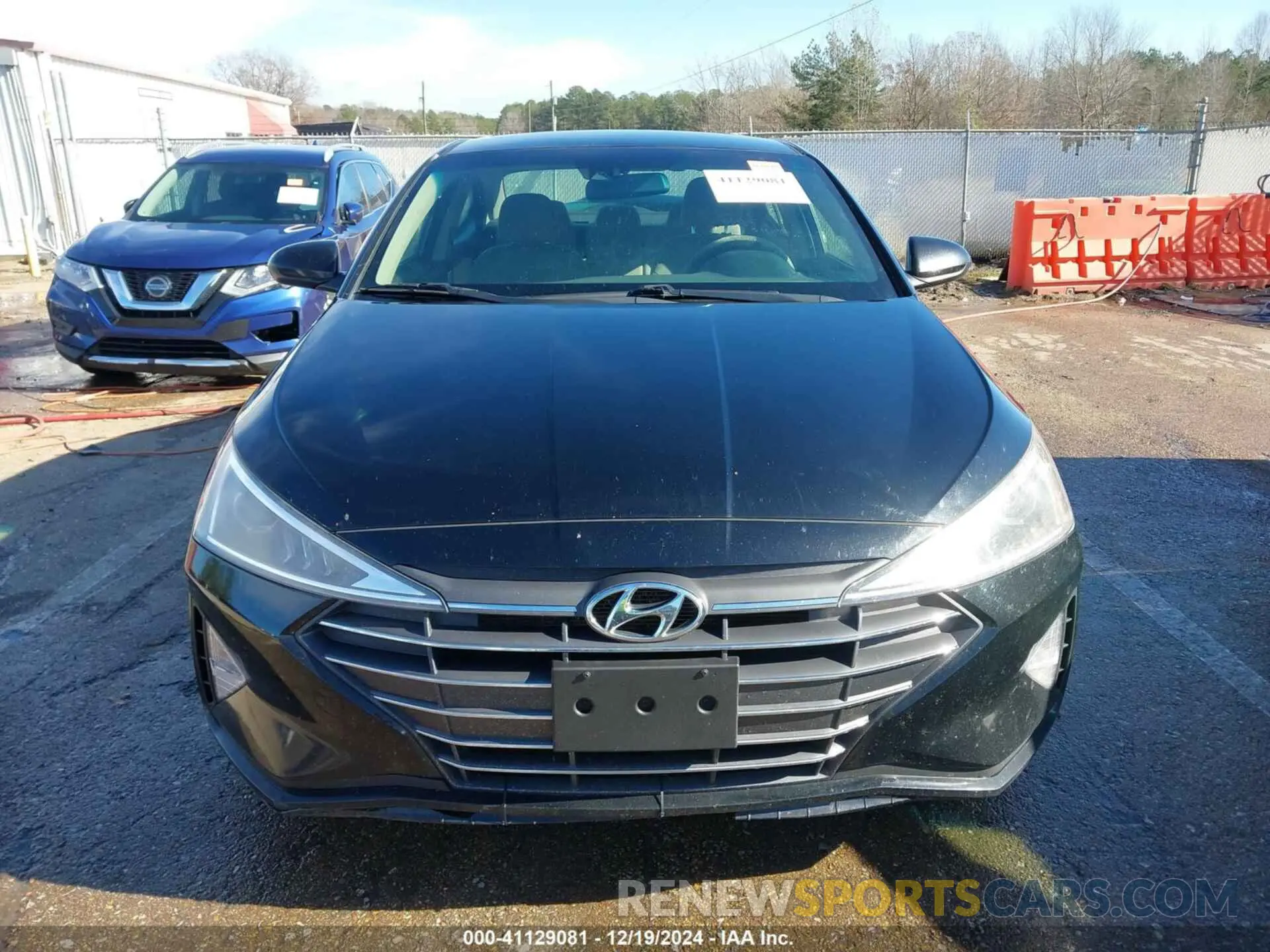 12 Photograph of a damaged car KMHD84LF7LU938409 HYUNDAI ELANTRA 2020