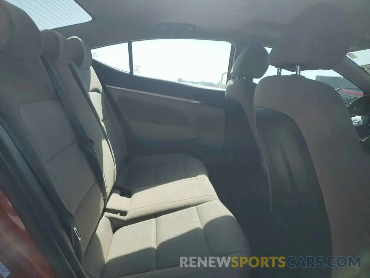10 Photograph of a damaged car KMHD84LF7LU941407 HYUNDAI ELANTRA 2020
