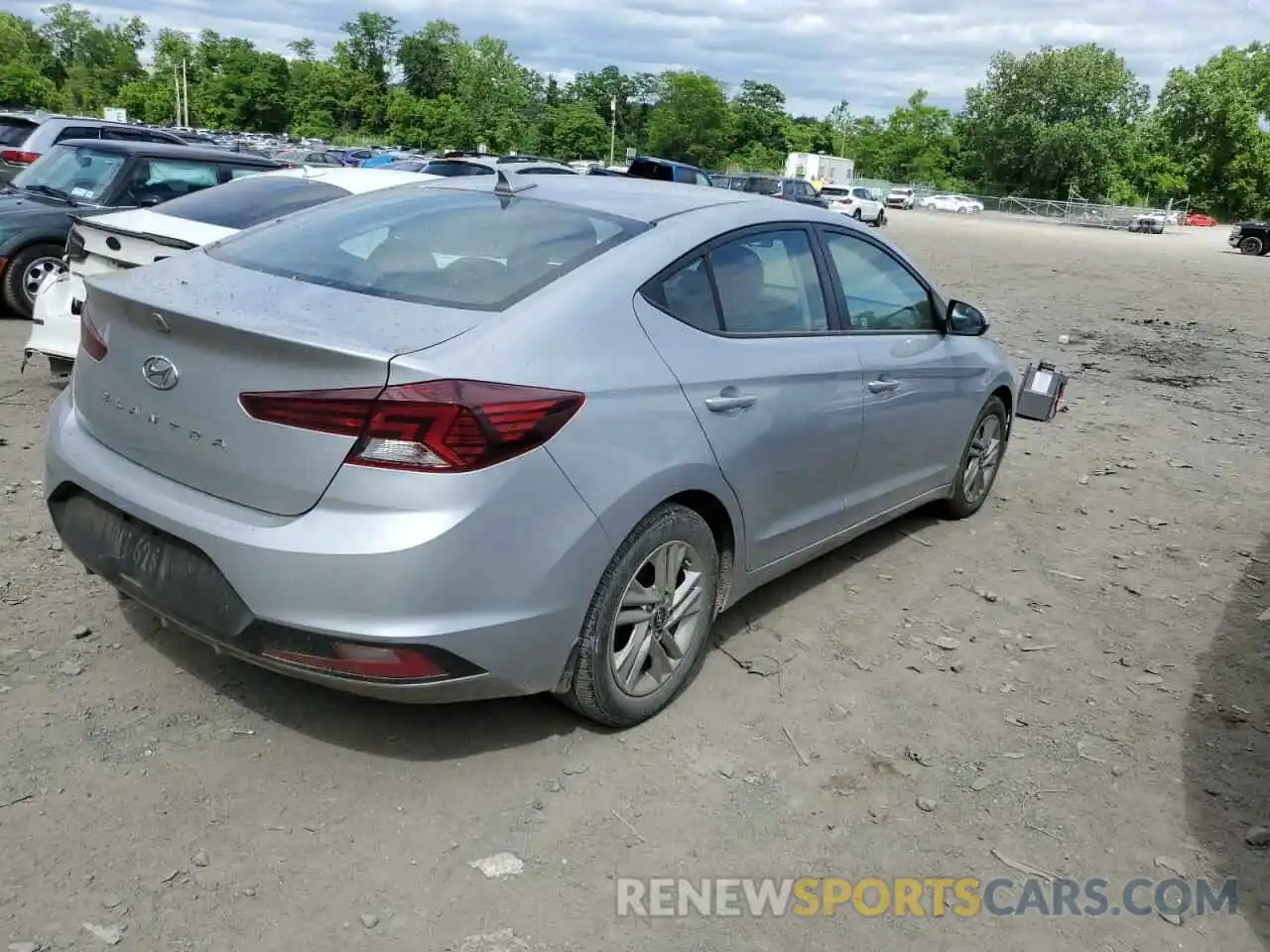 3 Photograph of a damaged car KMHD84LF7LU954996 HYUNDAI ELANTRA 2020