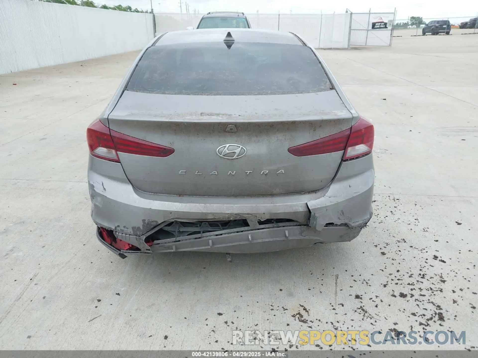 16 Photograph of a damaged car KMHD84LF7LU980207 HYUNDAI ELANTRA 2020