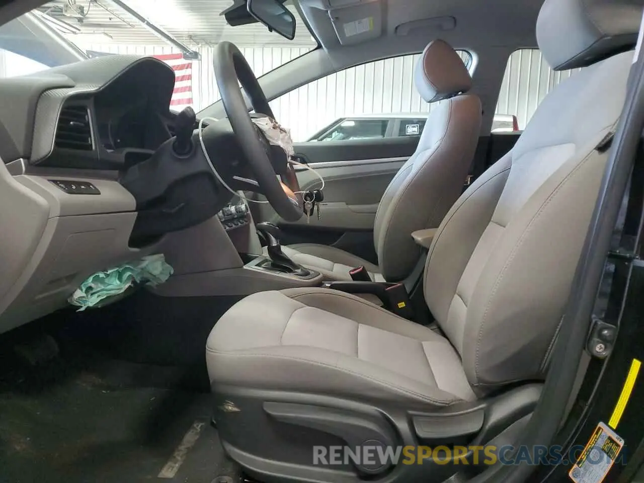 7 Photograph of a damaged car KMHD84LF7LU987013 HYUNDAI ELANTRA 2020