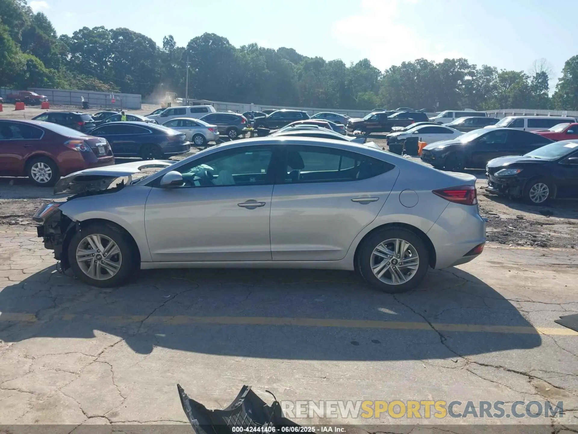 14 Photograph of a damaged car KMHD84LF8LU026310 HYUNDAI ELANTRA 2020
