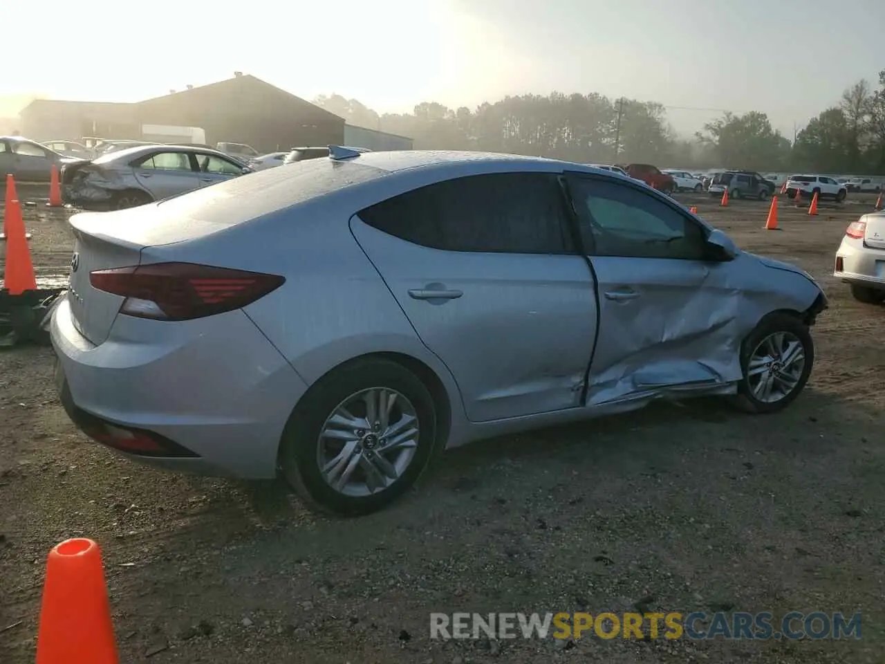 3 Photograph of a damaged car KMHD84LF8LU092890 HYUNDAI ELANTRA 2020