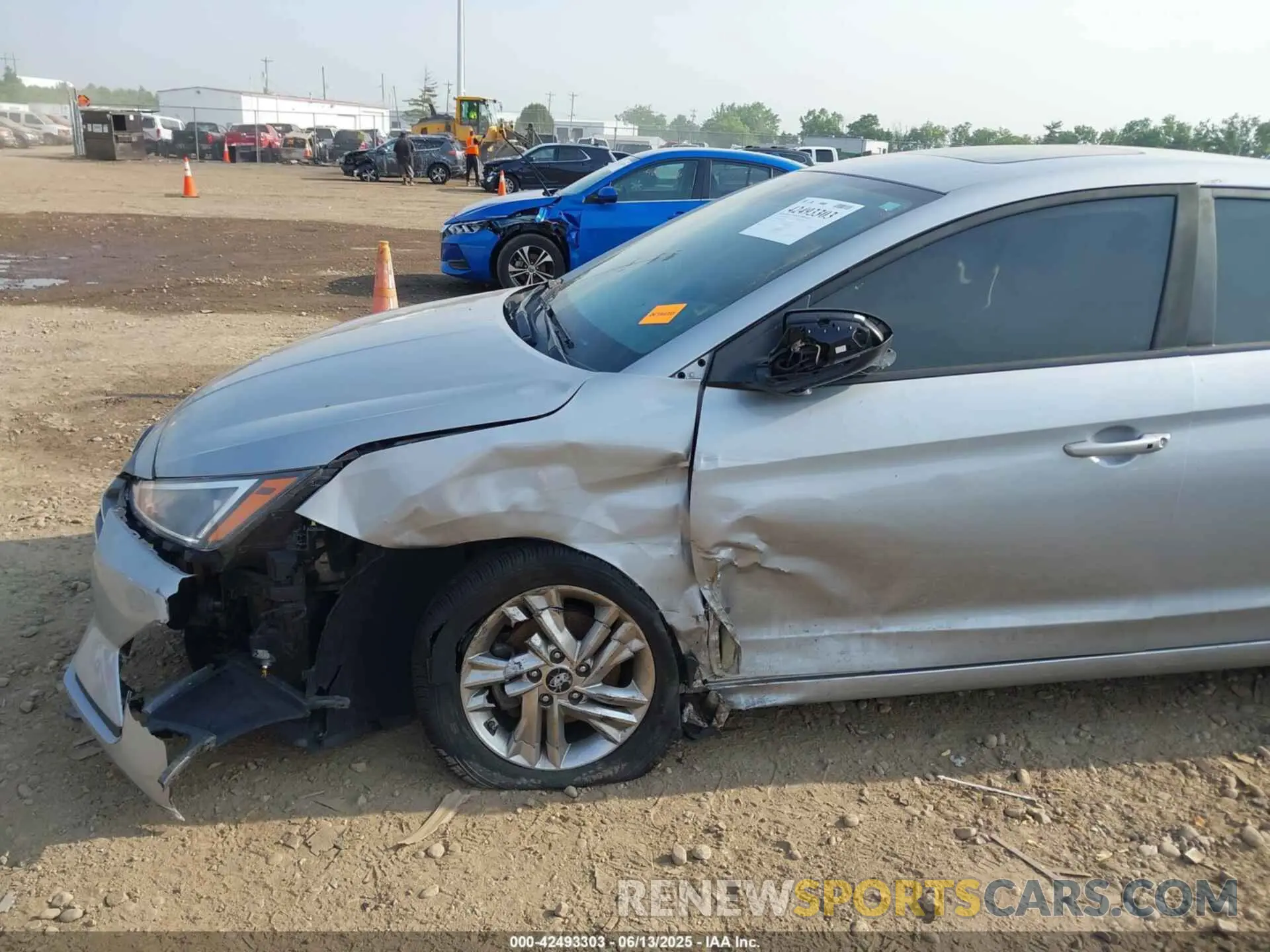 6 Photograph of a damaged car KMHD84LF8LU940623 HYUNDAI ELANTRA 2020