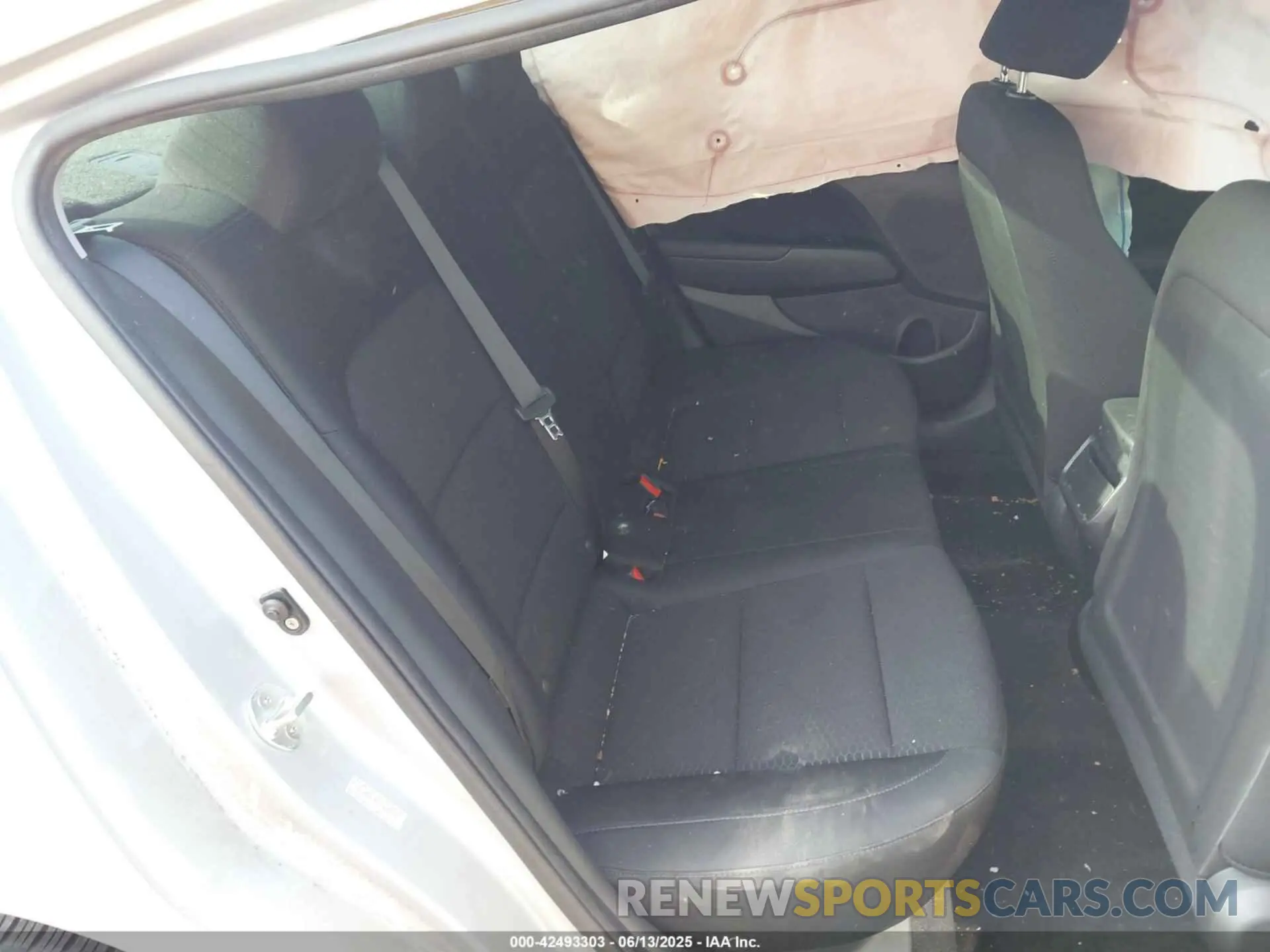 8 Photograph of a damaged car KMHD84LF8LU940623 HYUNDAI ELANTRA 2020