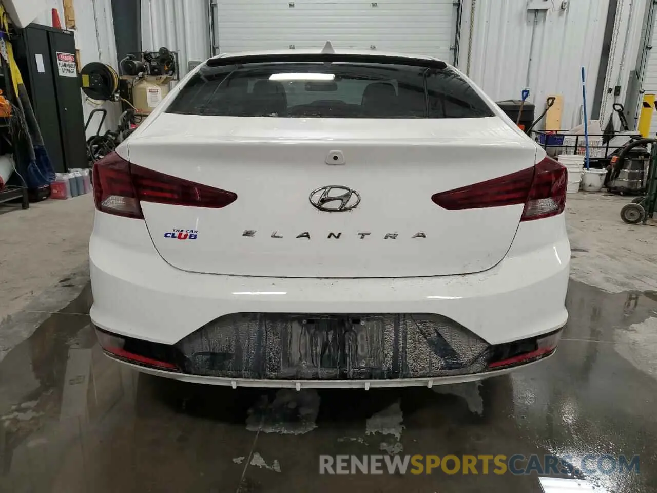 6 Photograph of a damaged car KMHD84LF8LU965943 HYUNDAI ELANTRA 2020