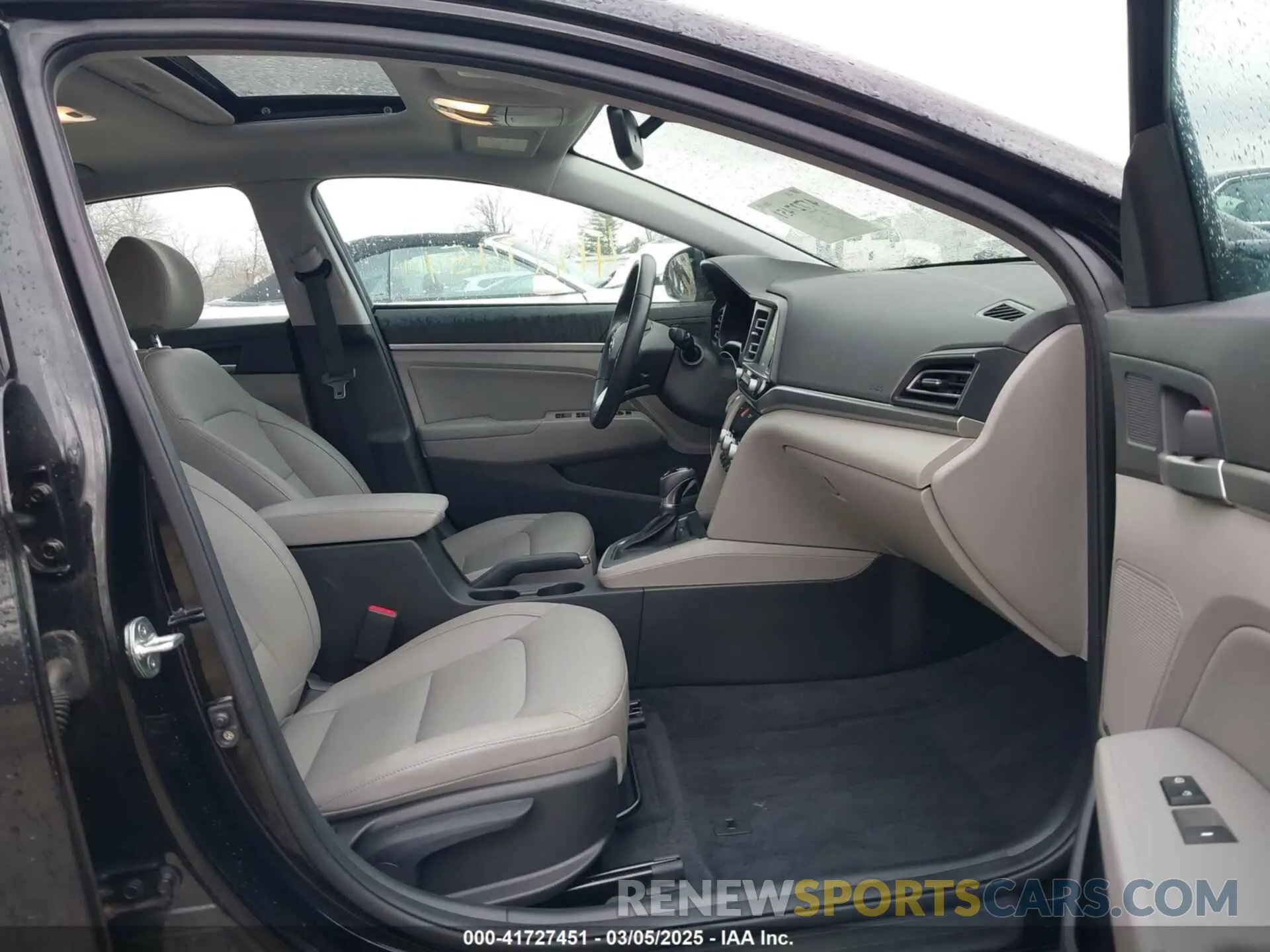 5 Photograph of a damaged car KMHD84LF9LU086953 HYUNDAI ELANTRA 2020