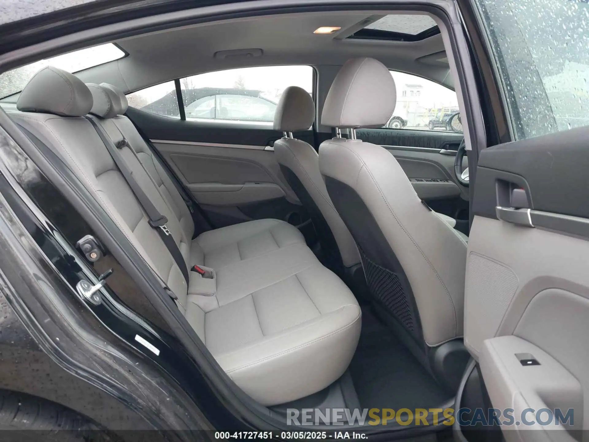 8 Photograph of a damaged car KMHD84LF9LU086953 HYUNDAI ELANTRA 2020