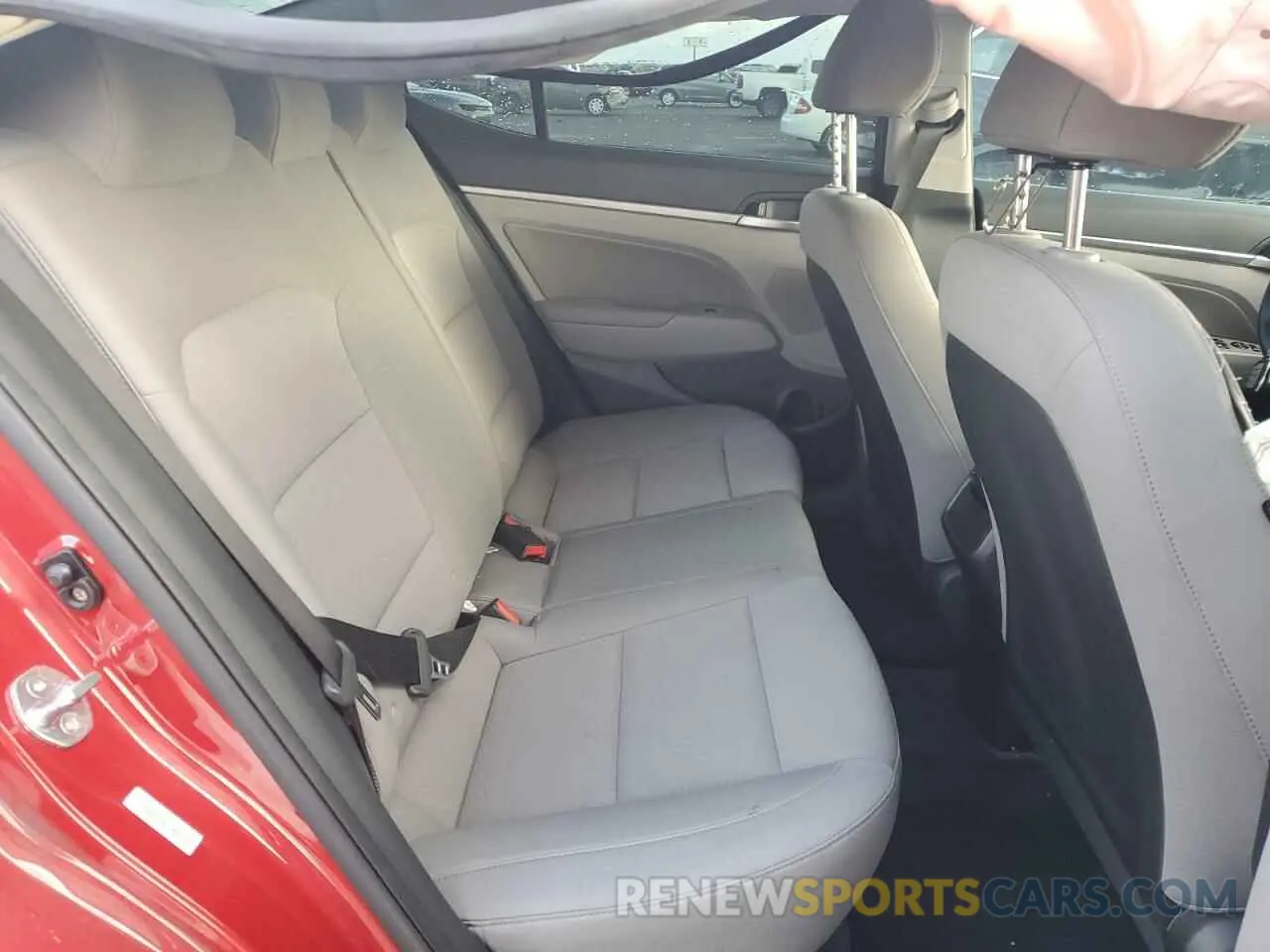 10 Photograph of a damaged car KMHD84LF9LU106814 HYUNDAI ELANTRA 2020