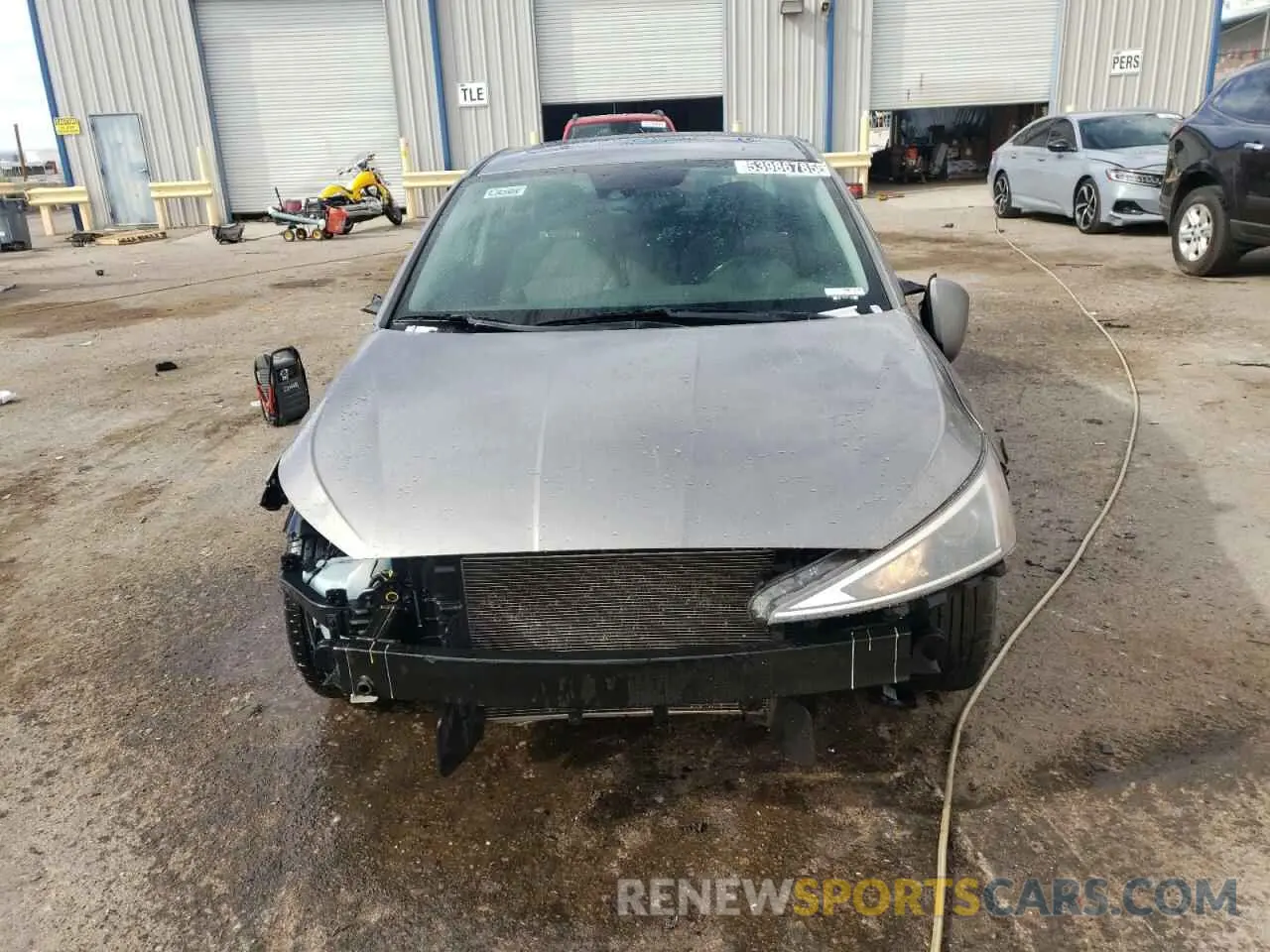 5 Photograph of a damaged car KMHD84LF9LU902771 HYUNDAI ELANTRA 2020