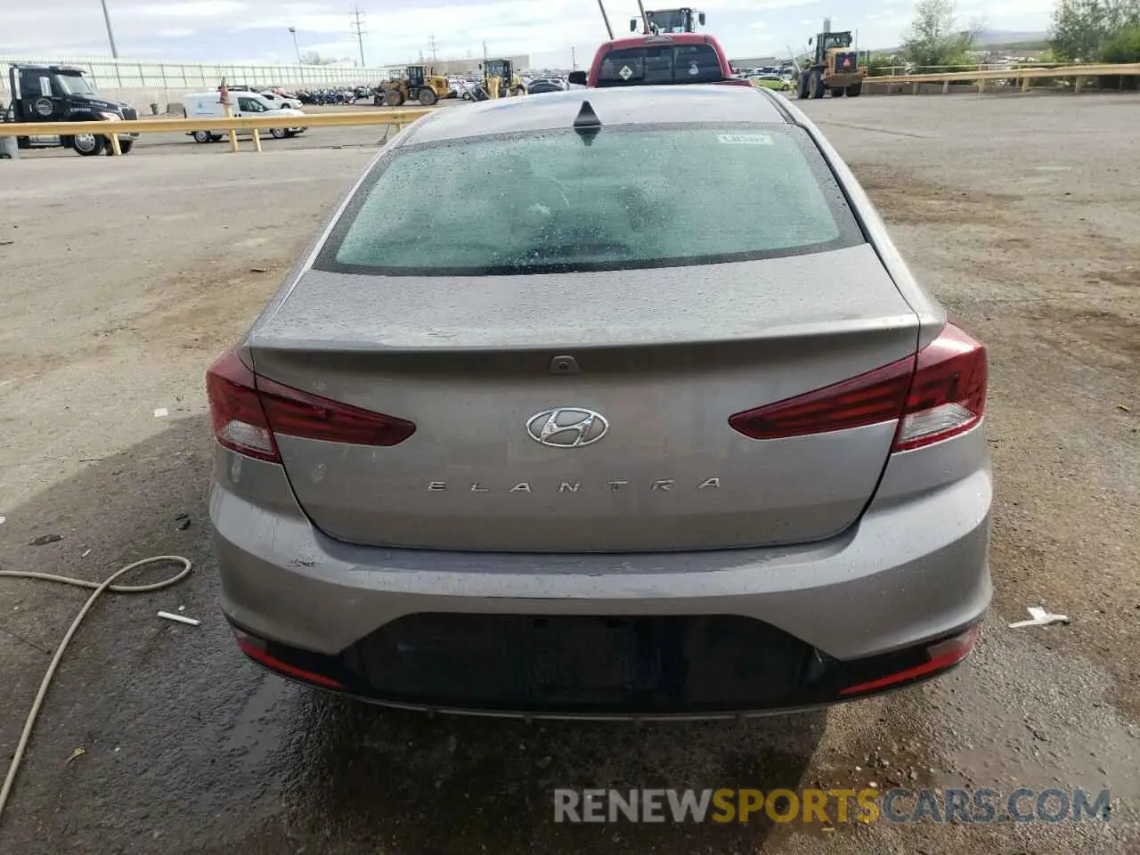 6 Photograph of a damaged car KMHD84LF9LU902771 HYUNDAI ELANTRA 2020
