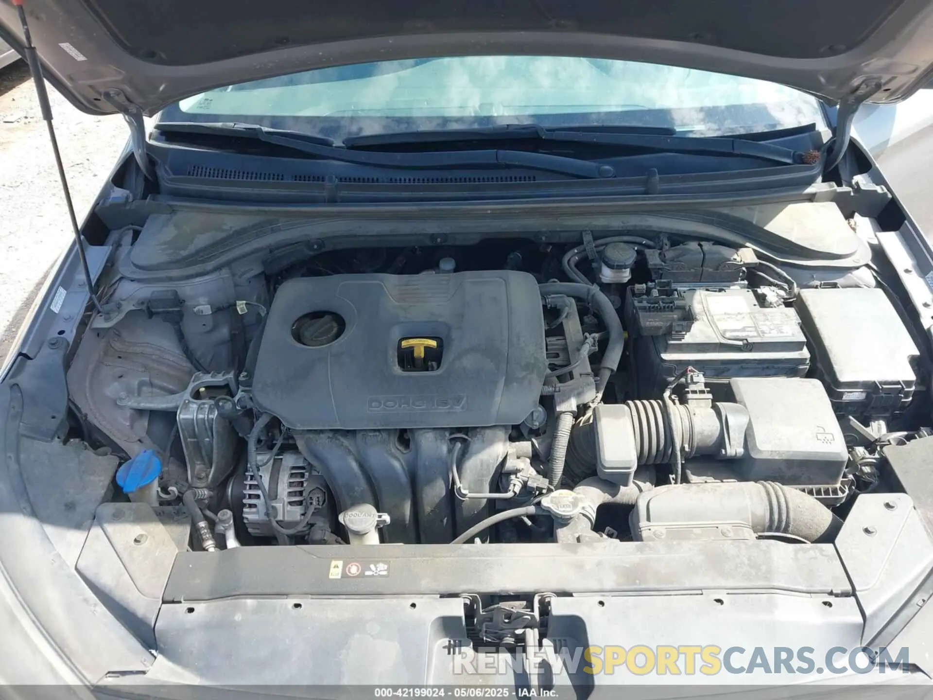 10 Photograph of a damaged car KMHD84LFXLU002266 HYUNDAI ELANTRA 2020