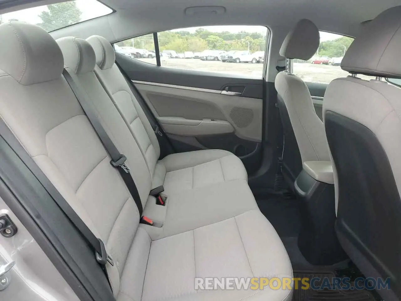 10 Photograph of a damaged car KMHD84LFXLU058594 HYUNDAI ELANTRA 2020