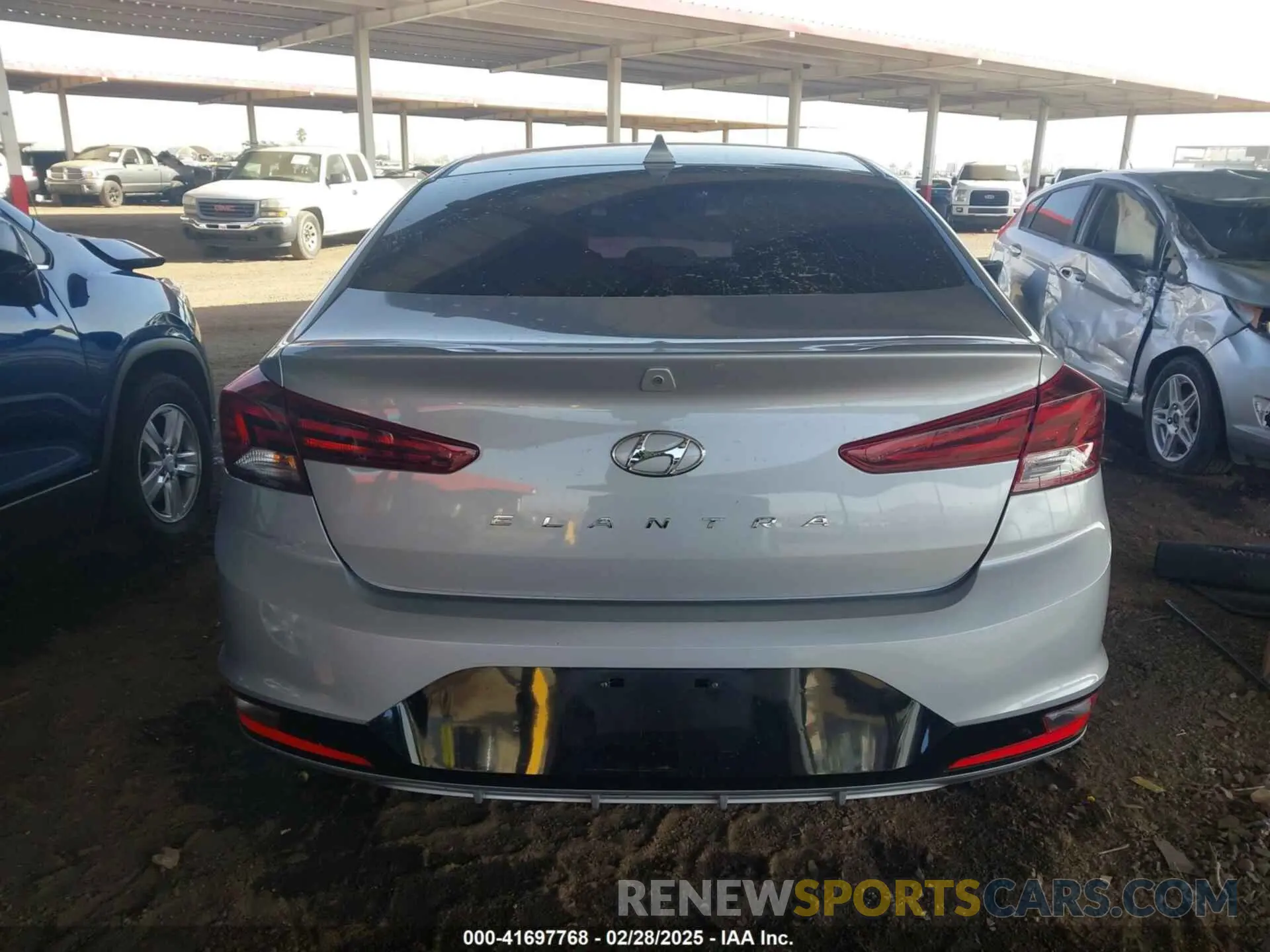 16 Photograph of a damaged car KMHD84LFXLU086010 HYUNDAI ELANTRA 2020