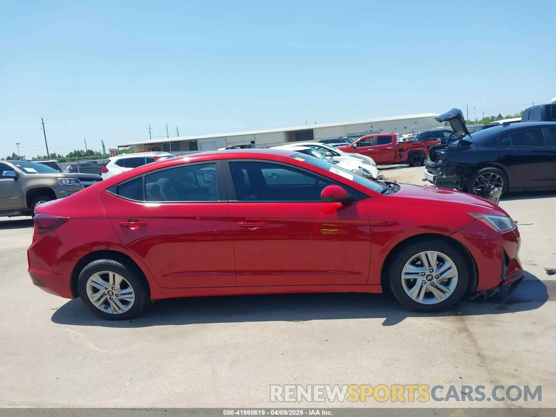 12 Photograph of a damaged car KMHD84LFXLU898021 HYUNDAI ELANTRA 2020