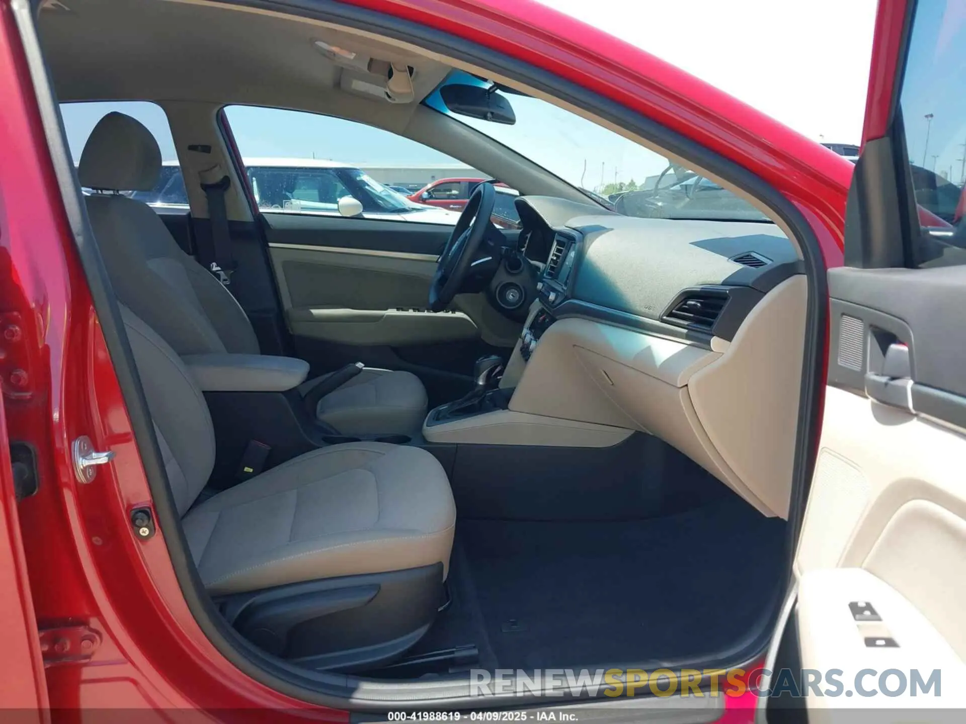 5 Photograph of a damaged car KMHD84LFXLU898021 HYUNDAI ELANTRA 2020