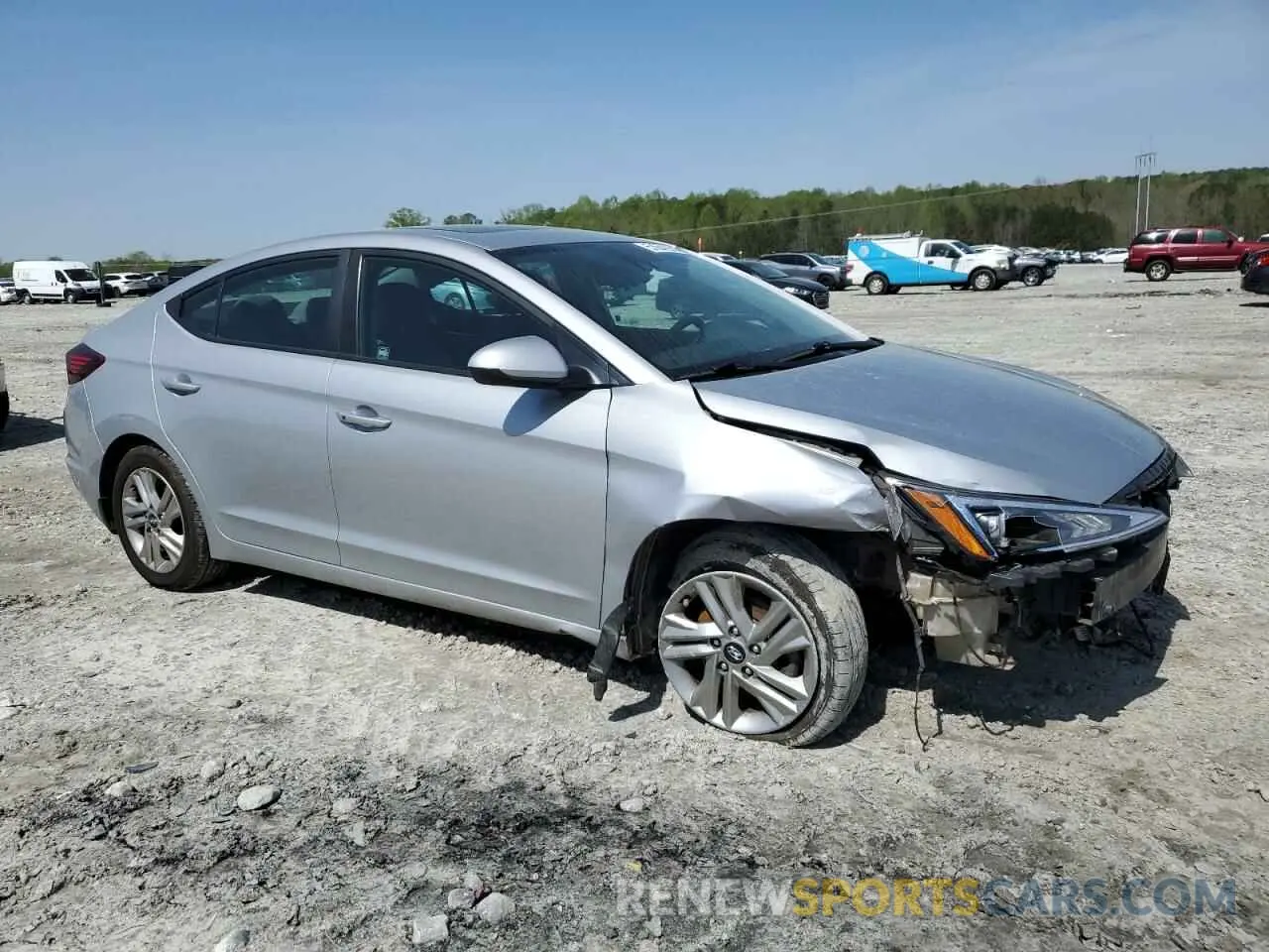 4 Photograph of a damaged car KMHD84LFXLU949761 HYUNDAI ELANTRA 2020