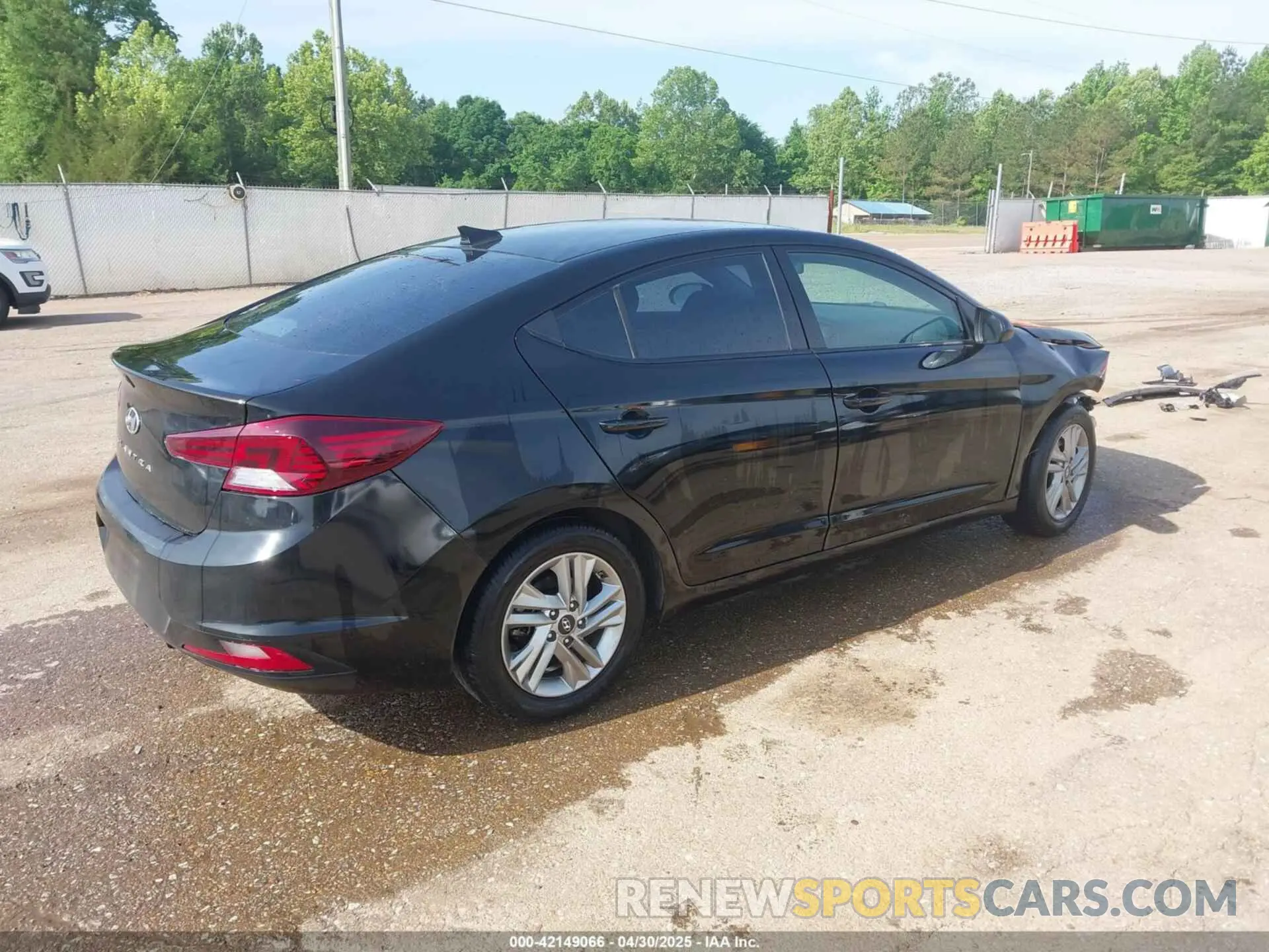 4 Photograph of a damaged car KMHD84LFXLU994456 HYUNDAI ELANTRA 2020