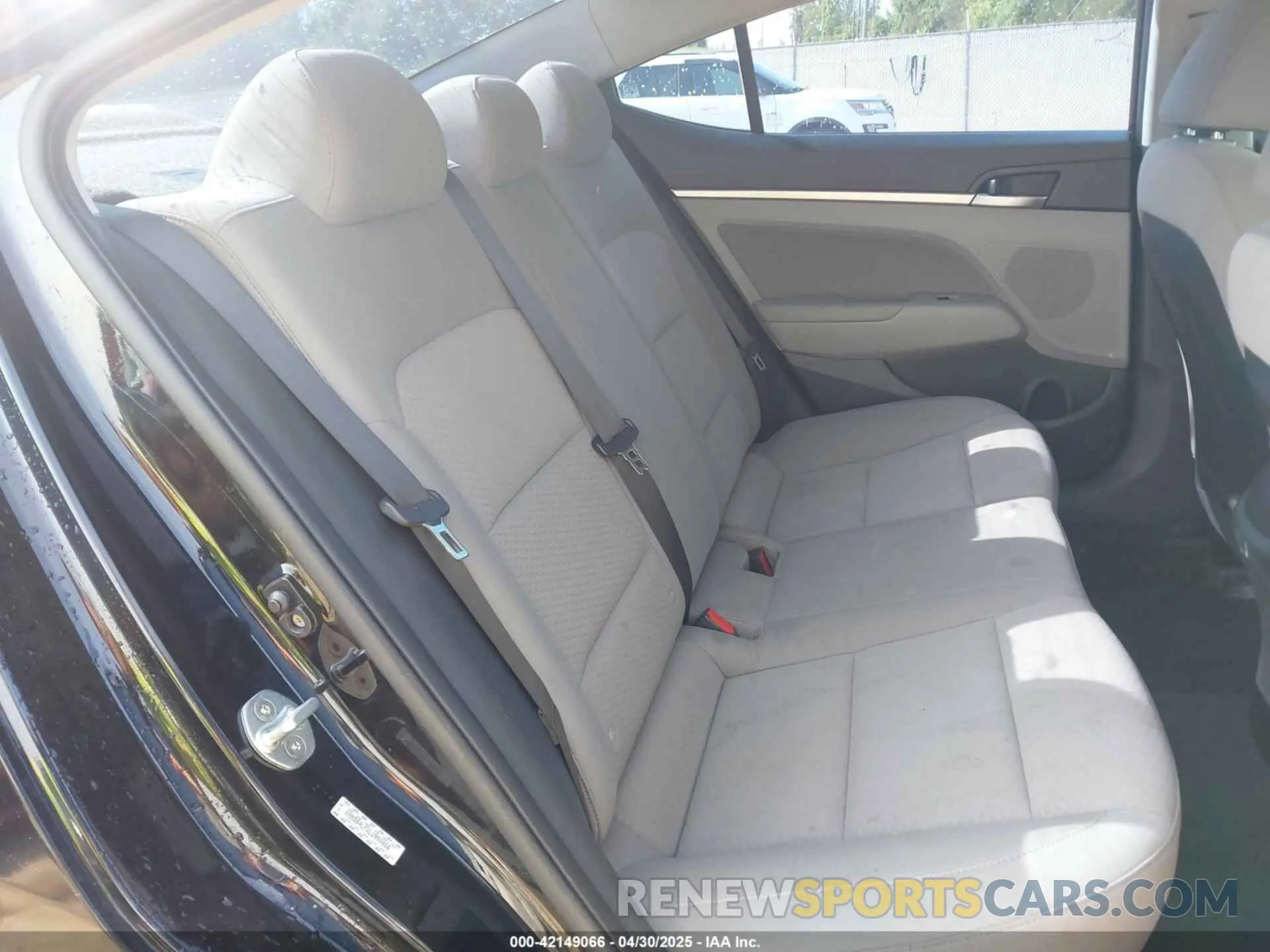 8 Photograph of a damaged car KMHD84LFXLU994456 HYUNDAI ELANTRA 2020