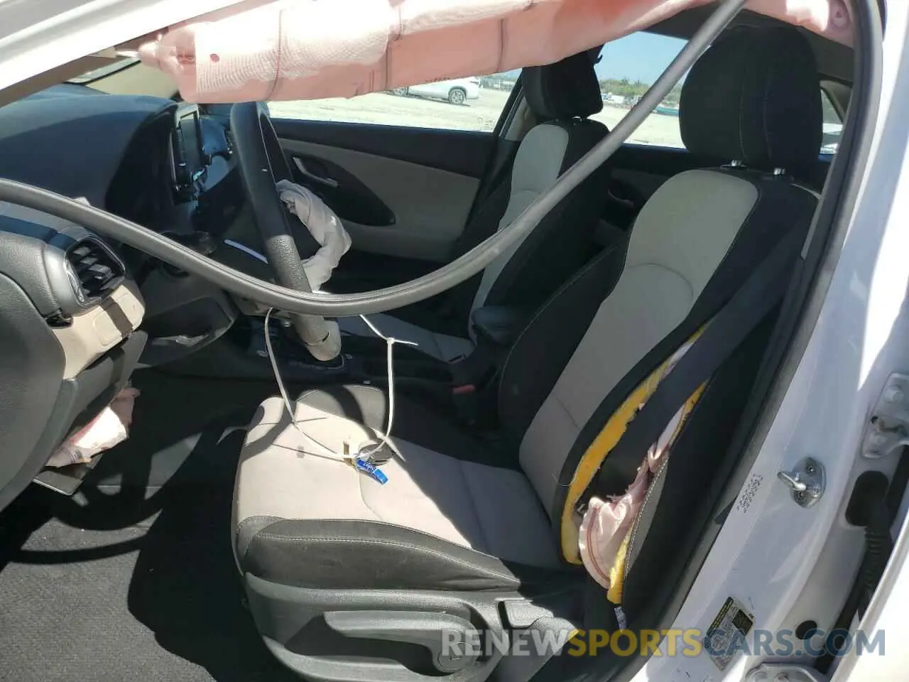 7 Photograph of a damaged car KMHH35LE0LU133820 HYUNDAI ELANTRA 2020