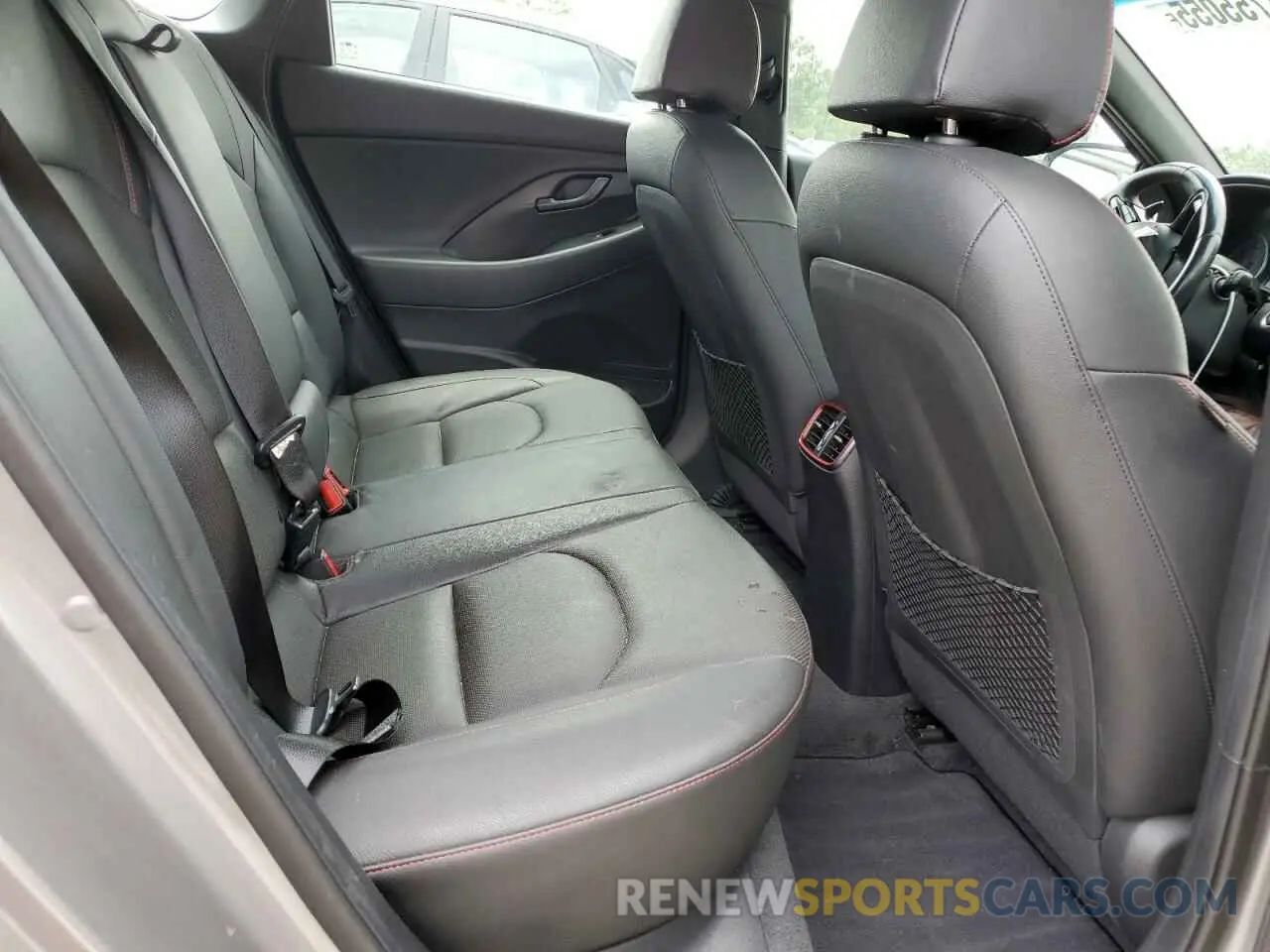 10 Photograph of a damaged car KMHH55LC5LU135670 HYUNDAI ELANTRA 2020