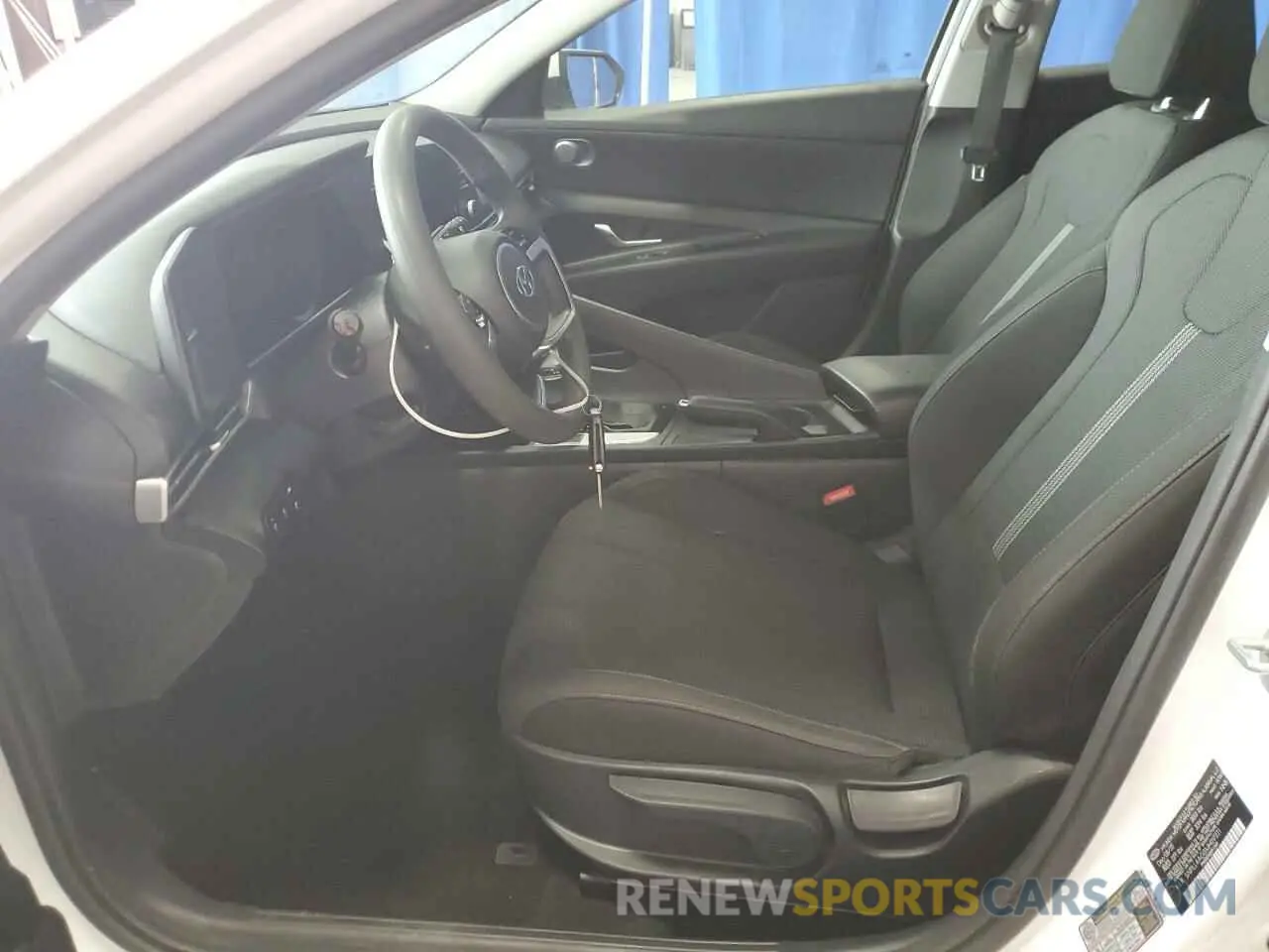 7 Photograph of a damaged car 5NPLL4AG0MH017221 HYUNDAI ELANTRA 2021