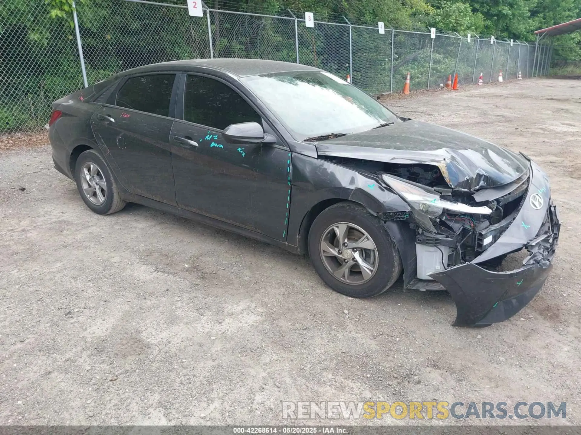 1 Photograph of a damaged car 5NPLL4AG0MH034844 HYUNDAI ELANTRA 2021