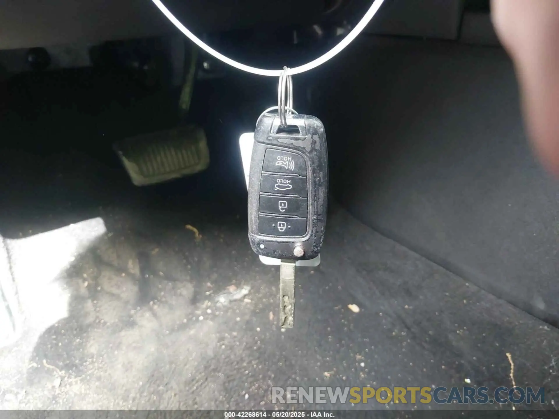 11 Photograph of a damaged car 5NPLL4AG0MH034844 HYUNDAI ELANTRA 2021