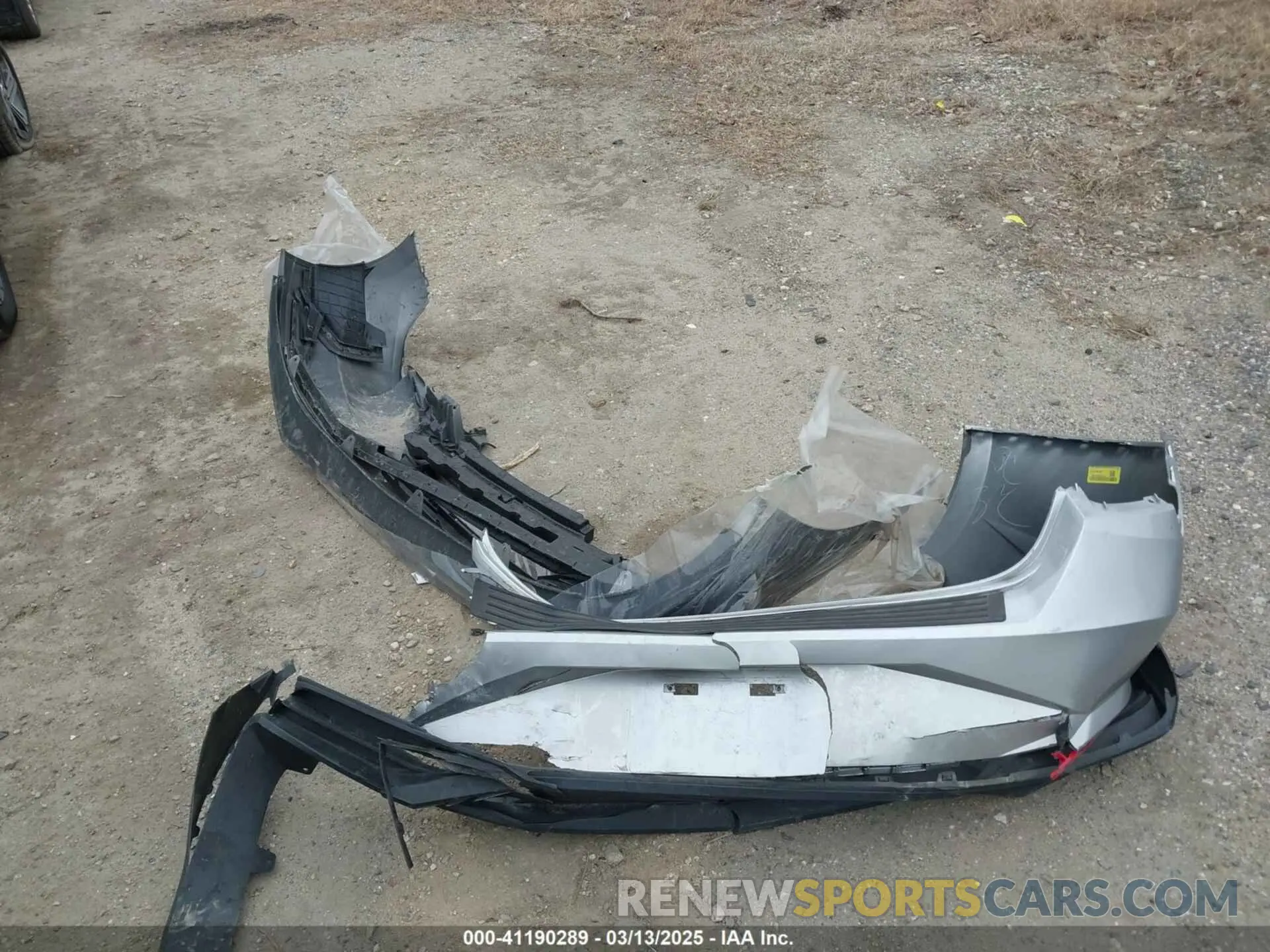 12 Photograph of a damaged car 5NPLL4AG0MH036268 HYUNDAI ELANTRA 2021