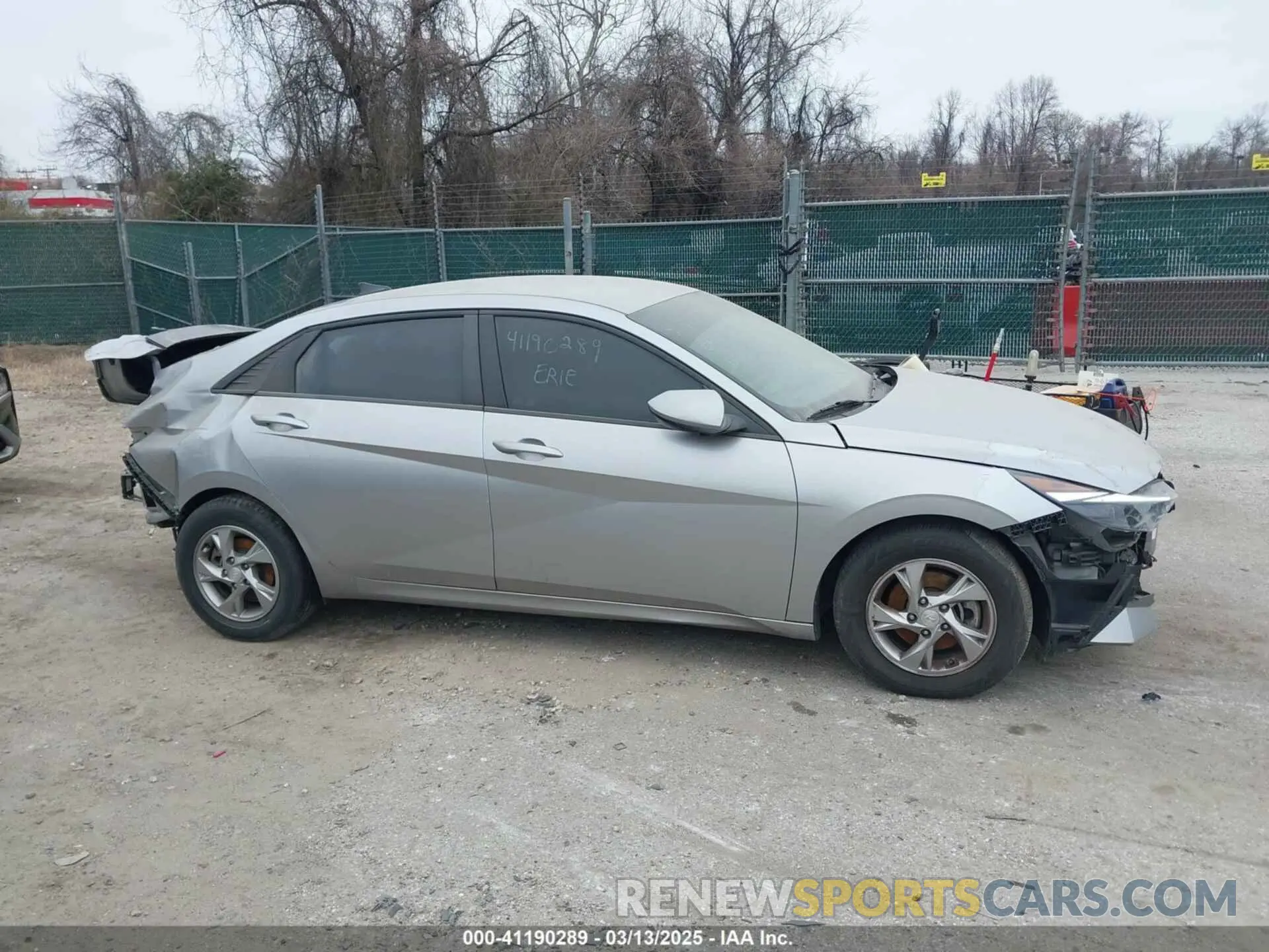 14 Photograph of a damaged car 5NPLL4AG0MH036268 HYUNDAI ELANTRA 2021