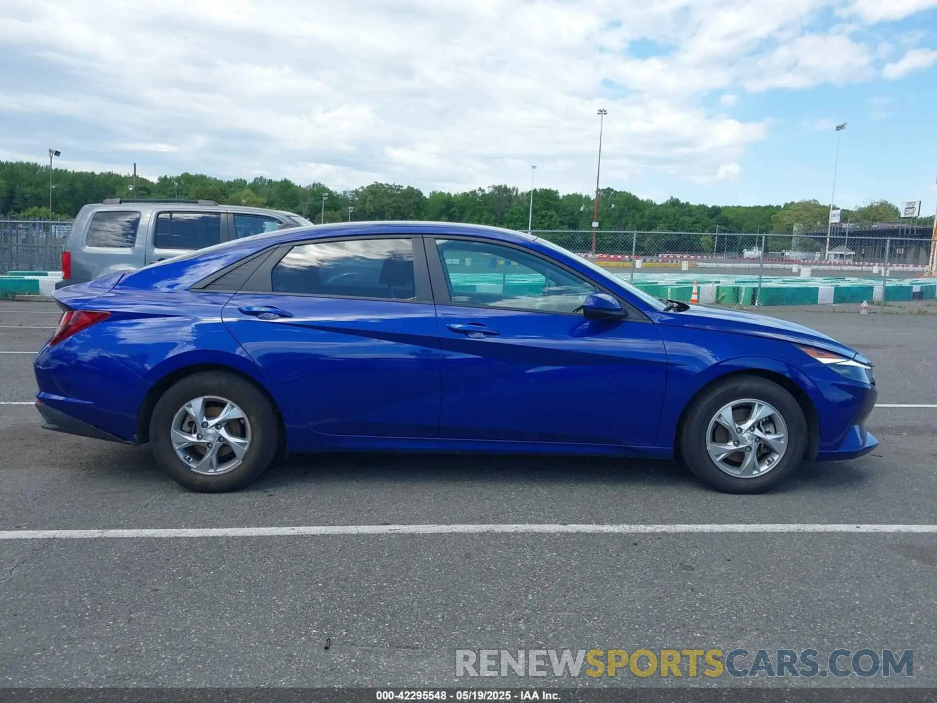 13 Photograph of a damaged car 5NPLL4AG1MH014697 HYUNDAI ELANTRA 2021
