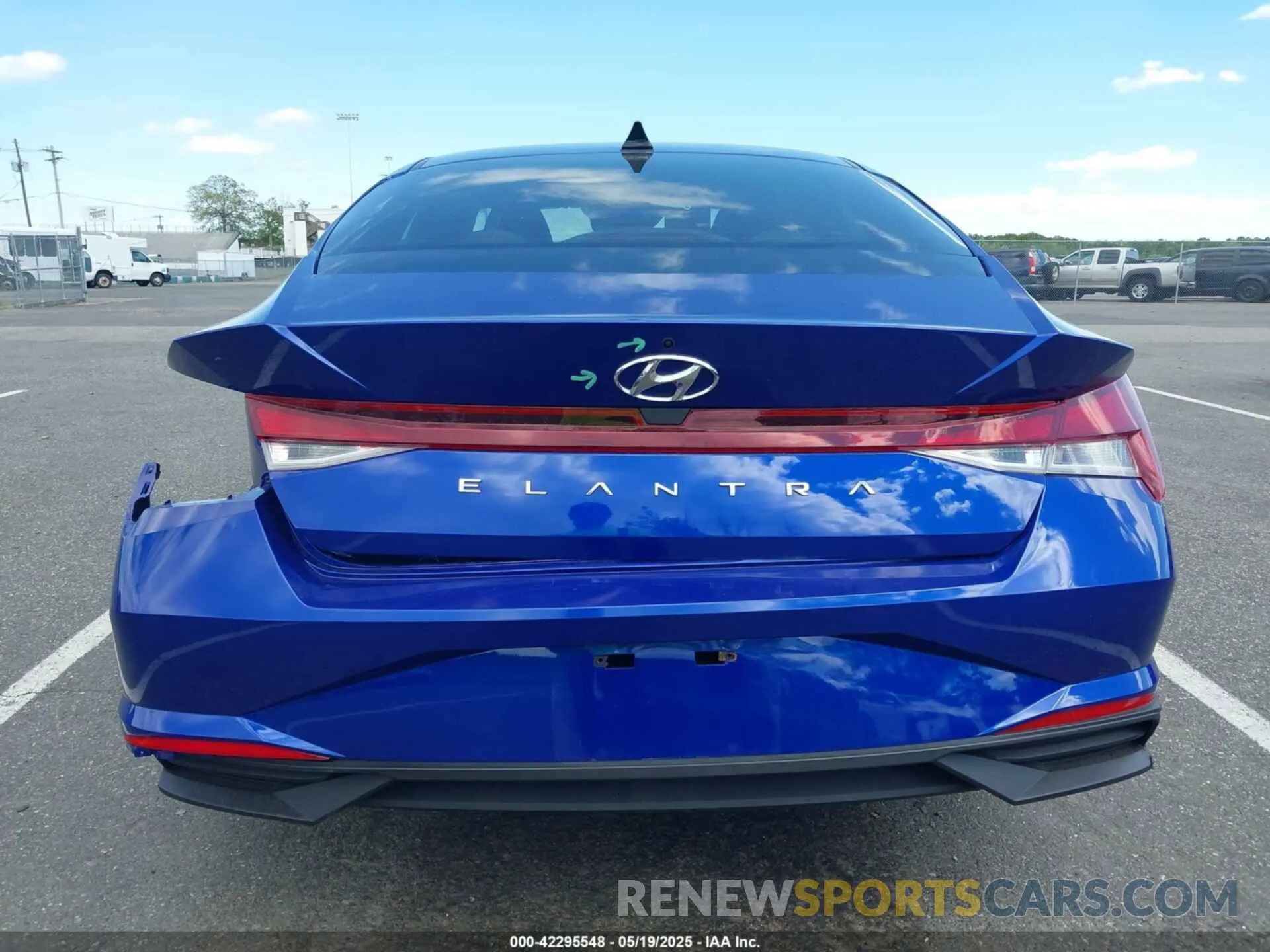 16 Photograph of a damaged car 5NPLL4AG1MH014697 HYUNDAI ELANTRA 2021