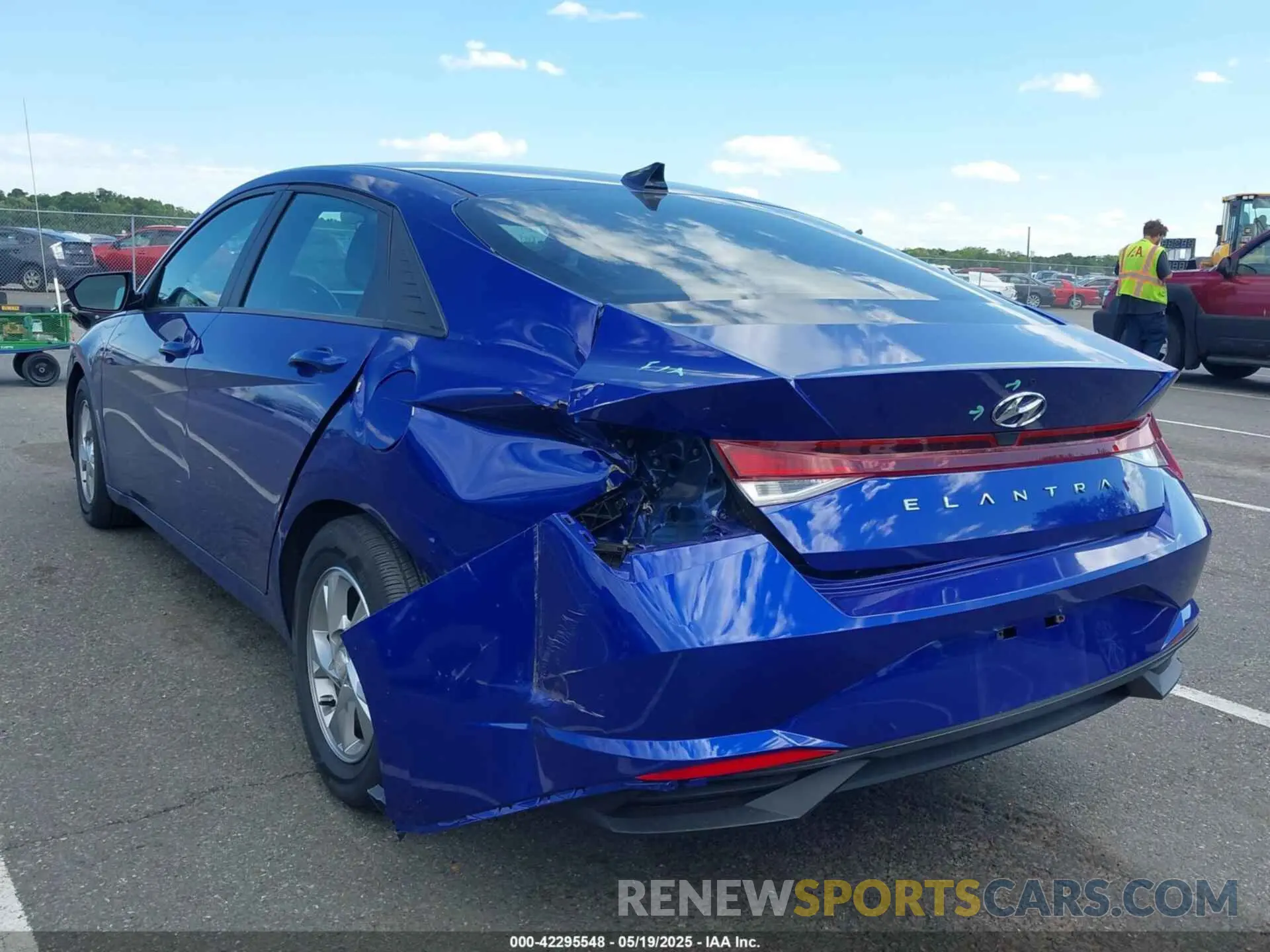 3 Photograph of a damaged car 5NPLL4AG1MH014697 HYUNDAI ELANTRA 2021