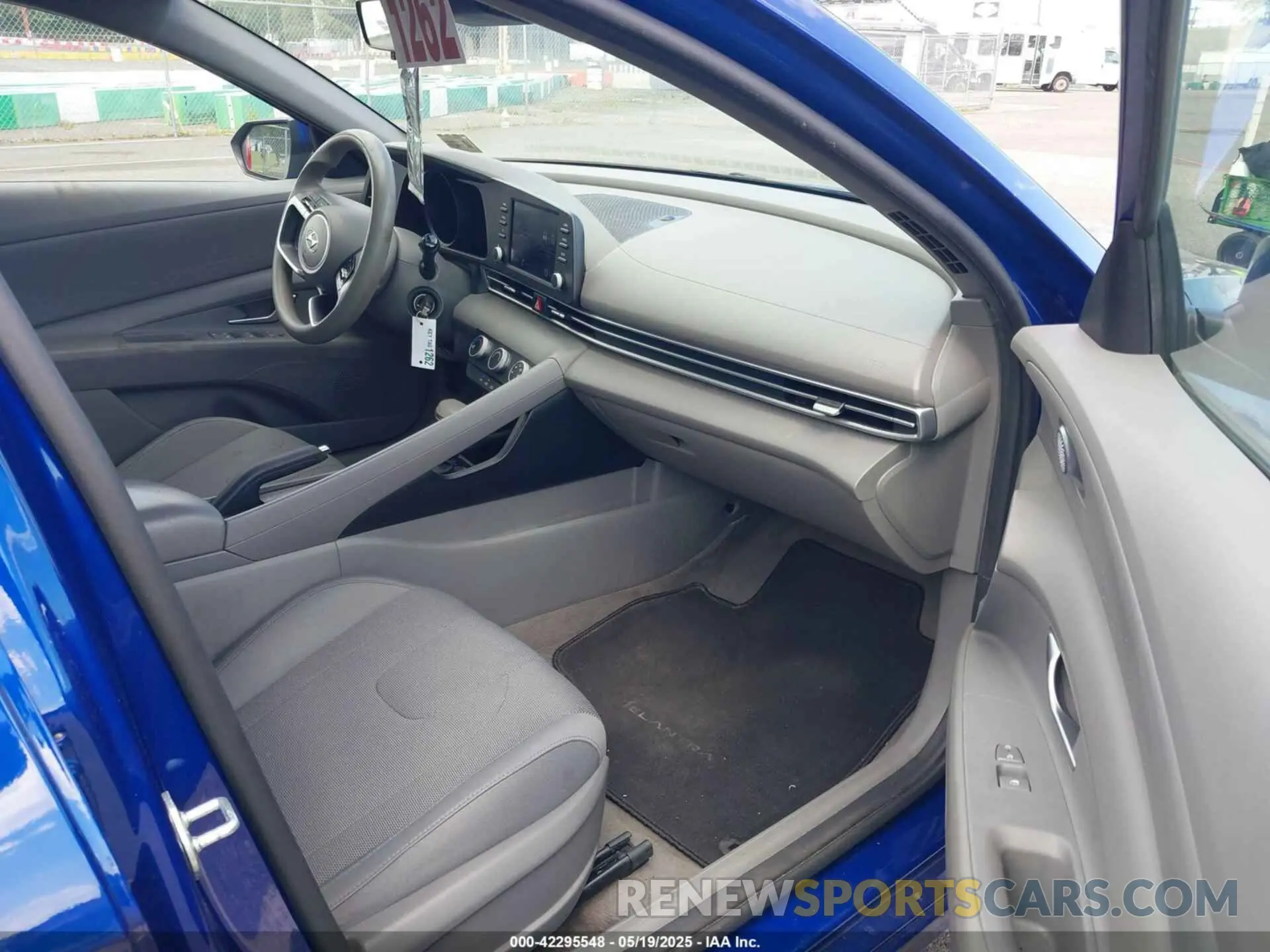 5 Photograph of a damaged car 5NPLL4AG1MH014697 HYUNDAI ELANTRA 2021