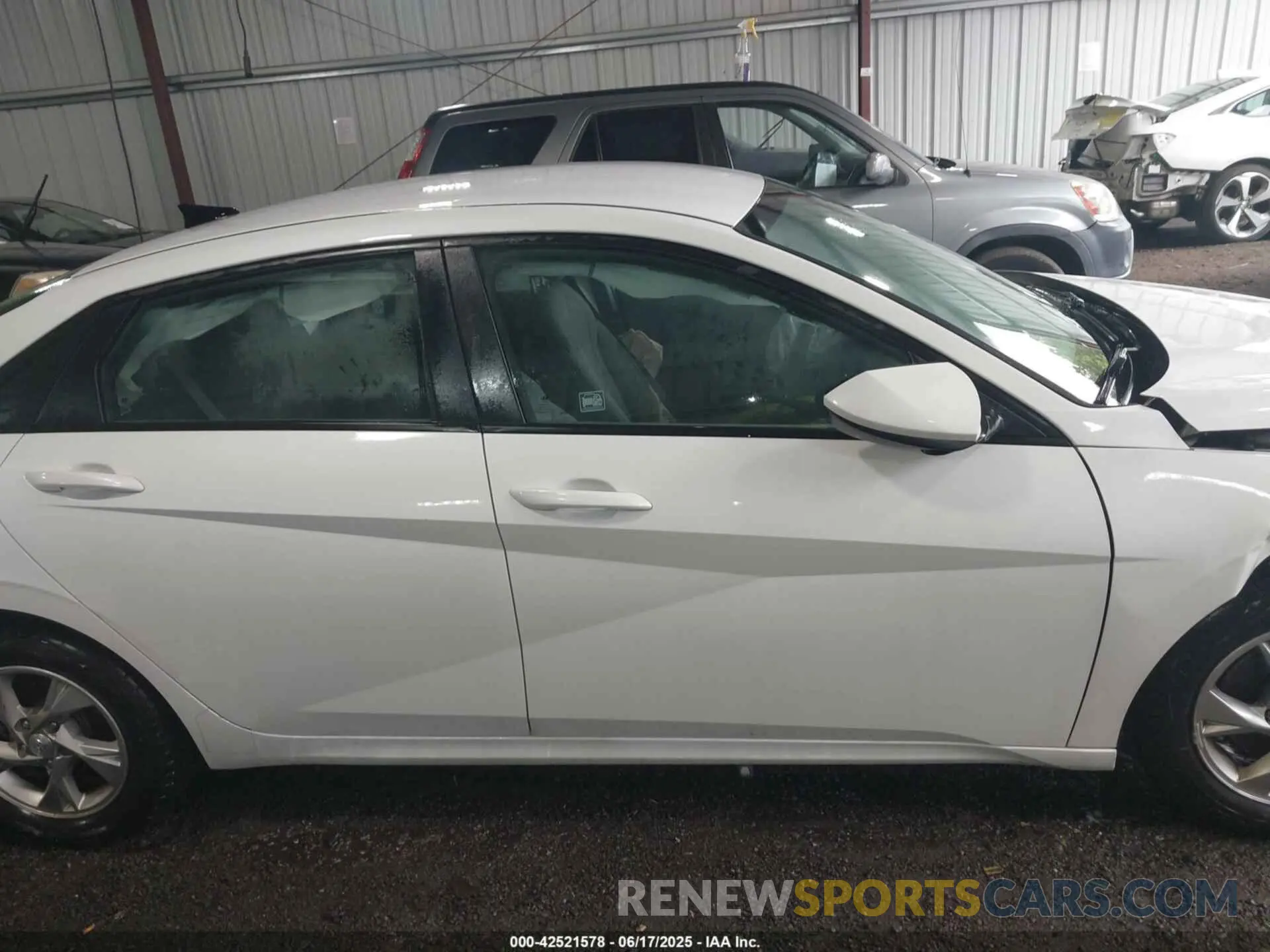 12 Photograph of a damaged car 5NPLL4AG1MH015865 HYUNDAI ELANTRA 2021