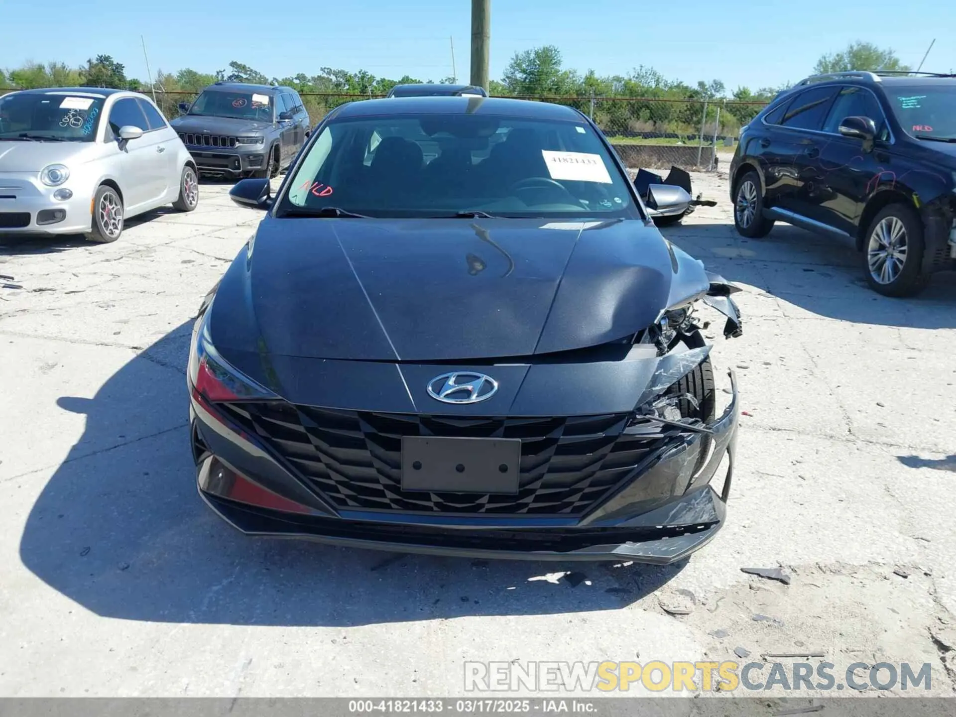 12 Photograph of a damaged car 5NPLL4AG1MH027434 HYUNDAI ELANTRA 2021