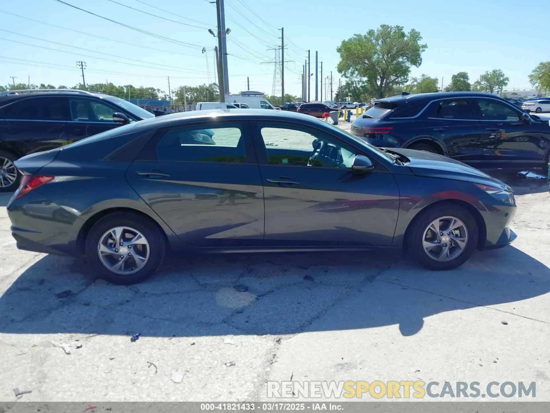 13 Photograph of a damaged car 5NPLL4AG1MH027434 HYUNDAI ELANTRA 2021