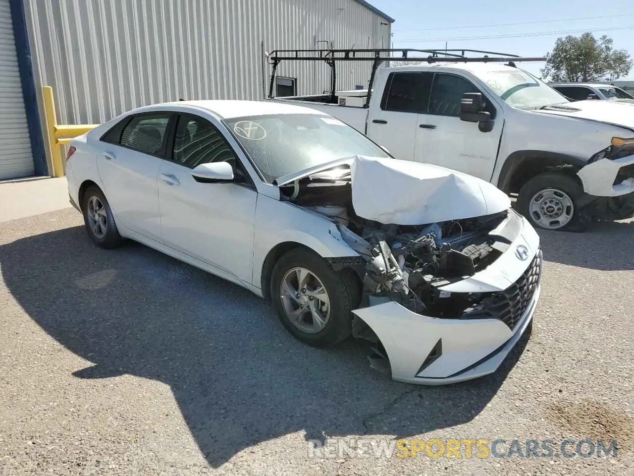 4 Photograph of a damaged car 5NPLL4AG1MH031998 HYUNDAI ELANTRA 2021