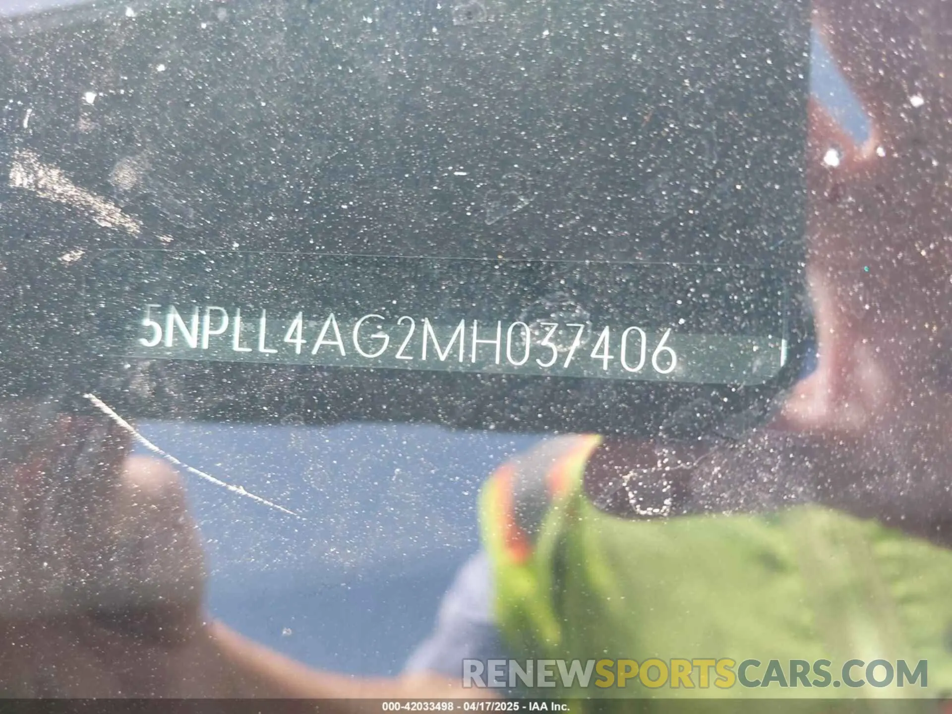 17 Photograph of a damaged car 5NPLL4AG2MH037406 HYUNDAI ELANTRA 2021