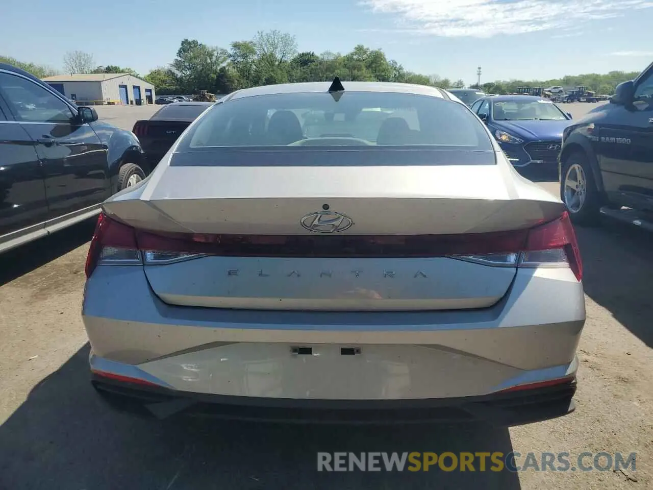 6 Photograph of a damaged car 5NPLL4AG2MH042086 HYUNDAI ELANTRA 2021
