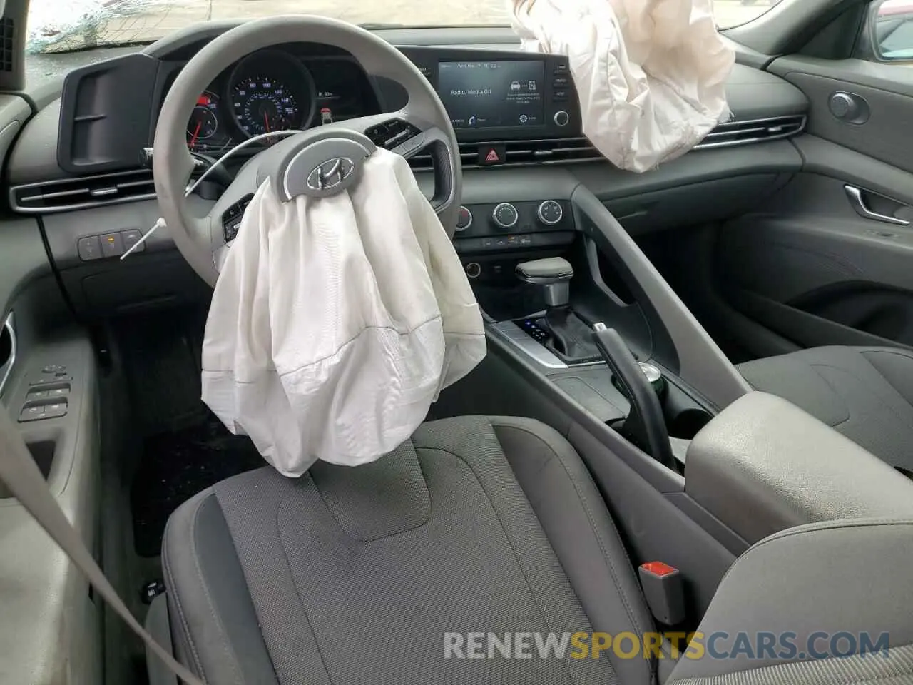 8 Photograph of a damaged car 5NPLL4AG3MH011347 HYUNDAI ELANTRA 2021