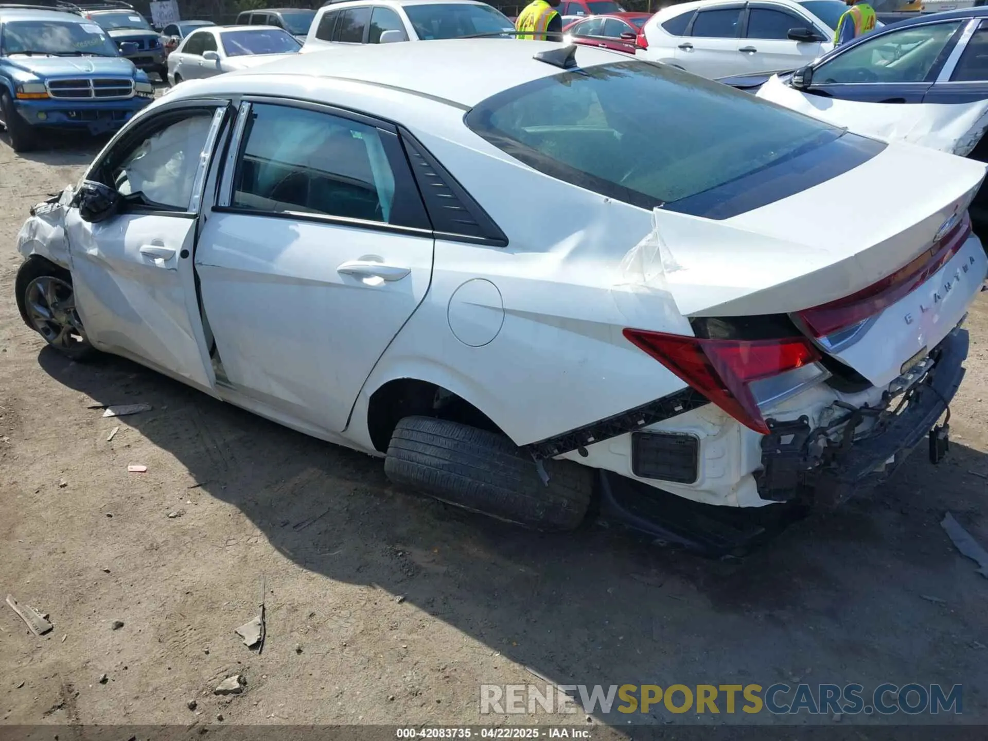3 Photograph of a damaged car 5NPLL4AG4MH011020 HYUNDAI ELANTRA 2021